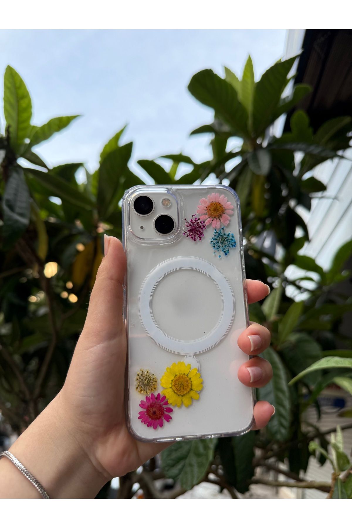 Powerfox İphone 13 Uyumlu Epoksi El Yapımı Gerçek Kurutulmuş Çiçekli Kabartmalı Moda Kılıf