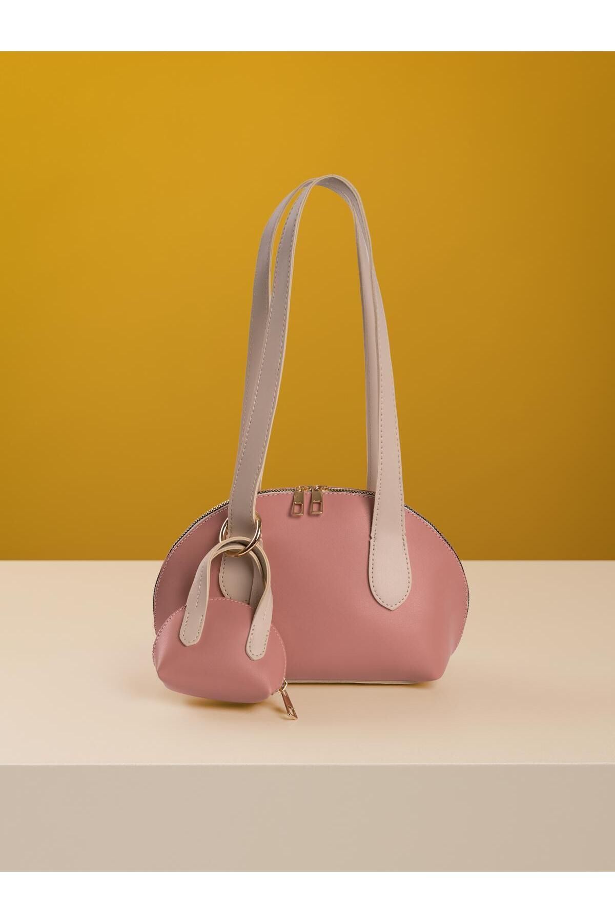 TeyzemModa Mini Charmlı El ve Omuz Çantası – Günlük ve Trend Kullanım İçin