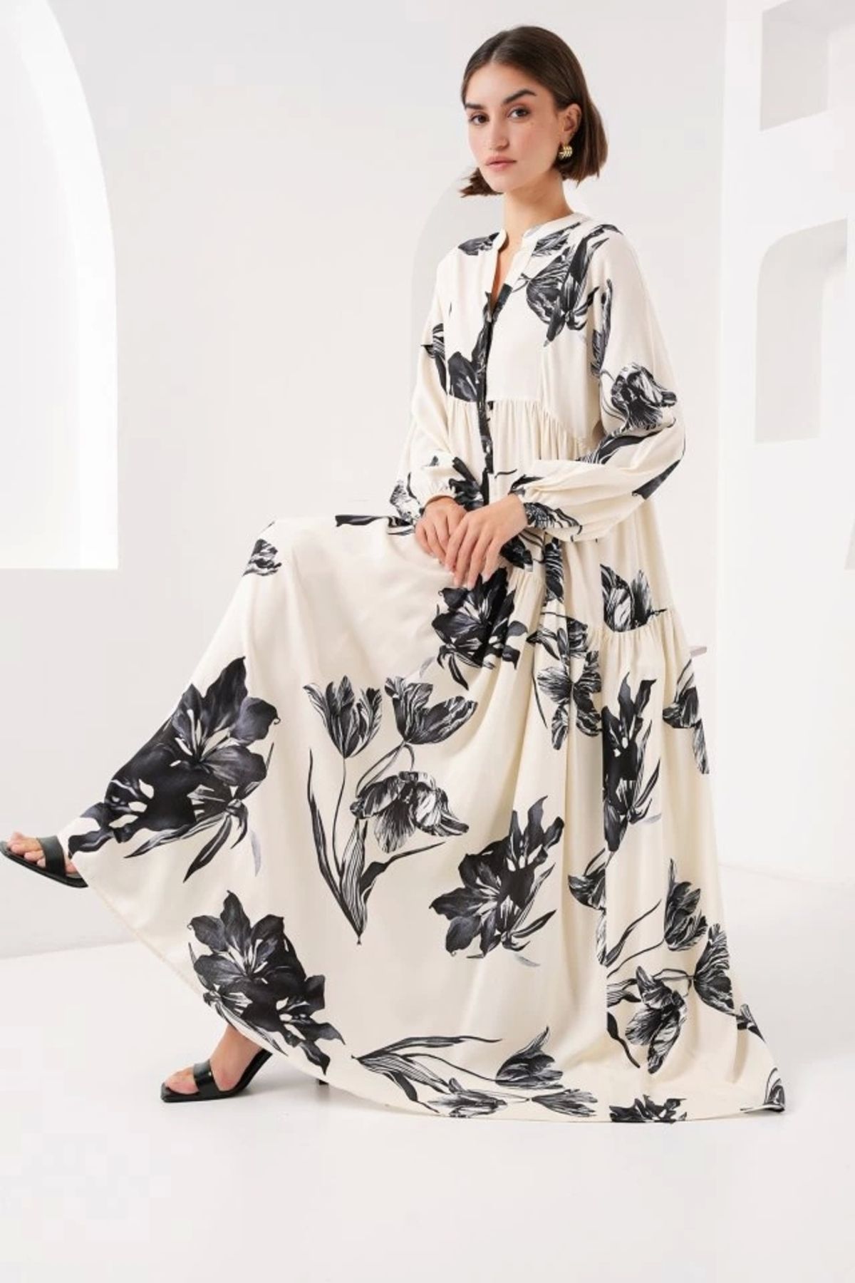 Butik 2423 Otantik Desenli Tesettür Elbise - D.Krem