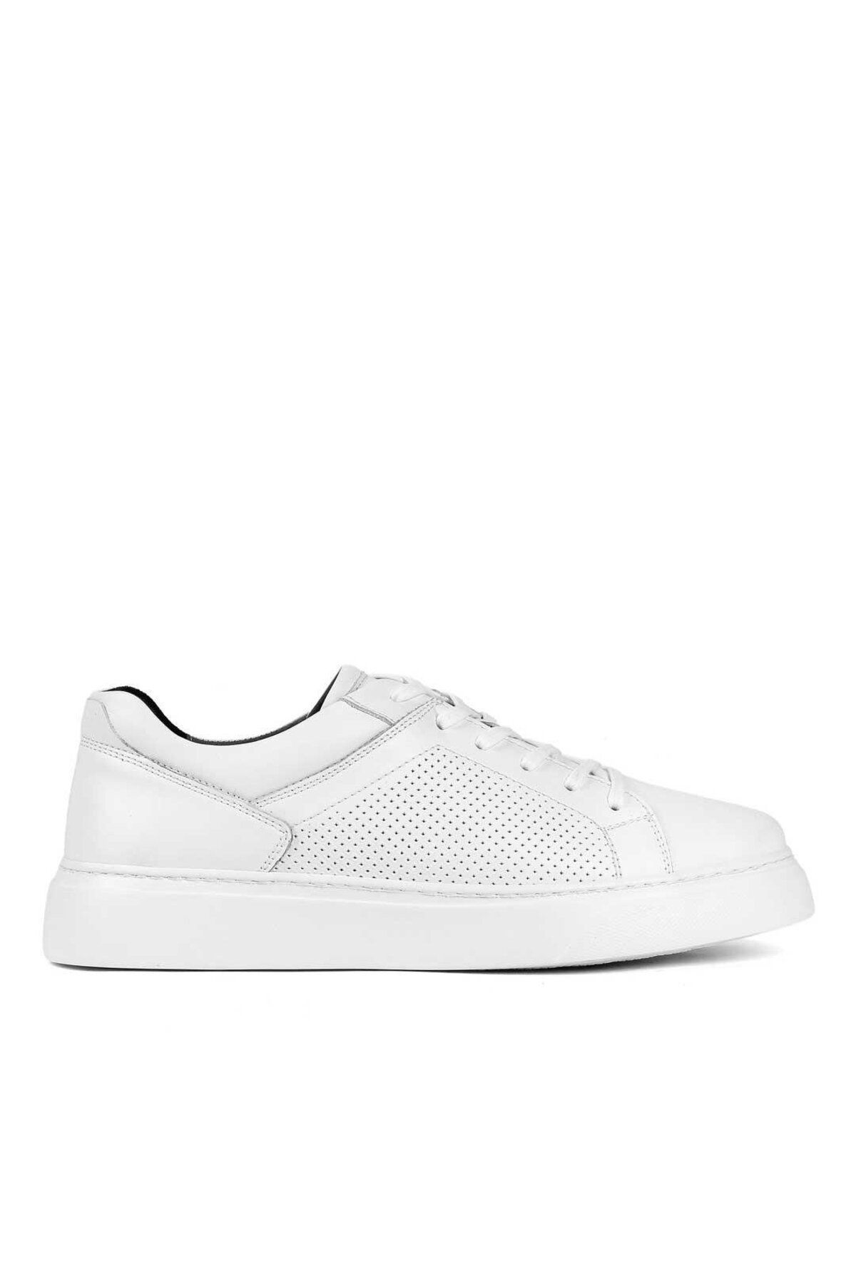Celal Gültekin Erkek Beyaz Bağcıklı Kalın Tabanlı Deri Sneaker