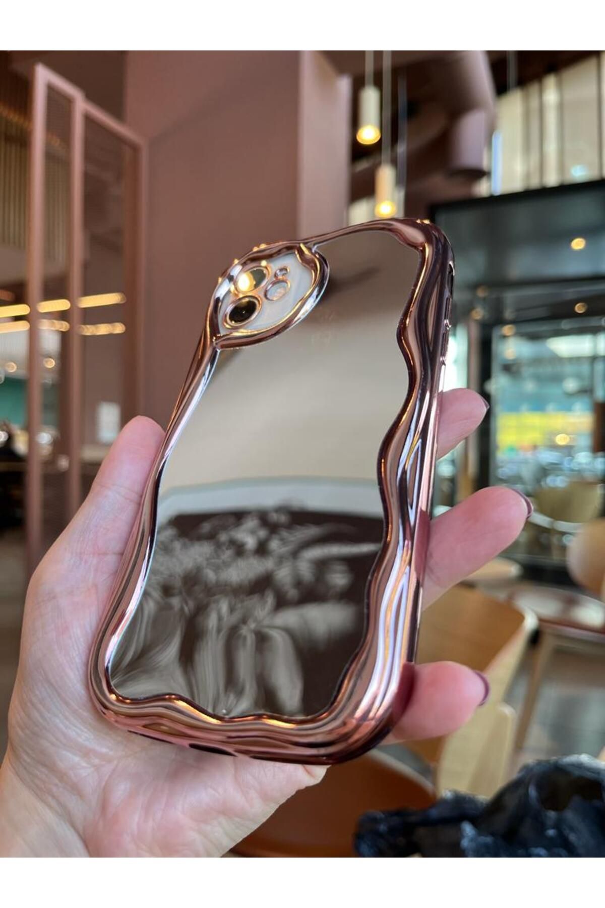 Serena Company iPhone 14 Pro Max Ayna Efektli Rose Kıvrımlı Telefon Kılıfı