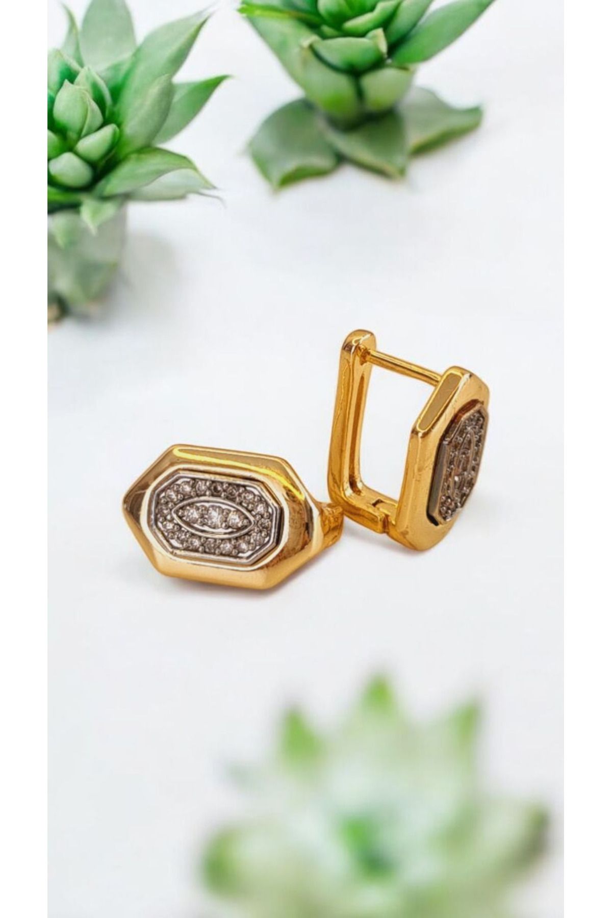 İNİTİUM Premium Seri Paslanmaz Çelik Ortaşı Taşlı Gold Küpe