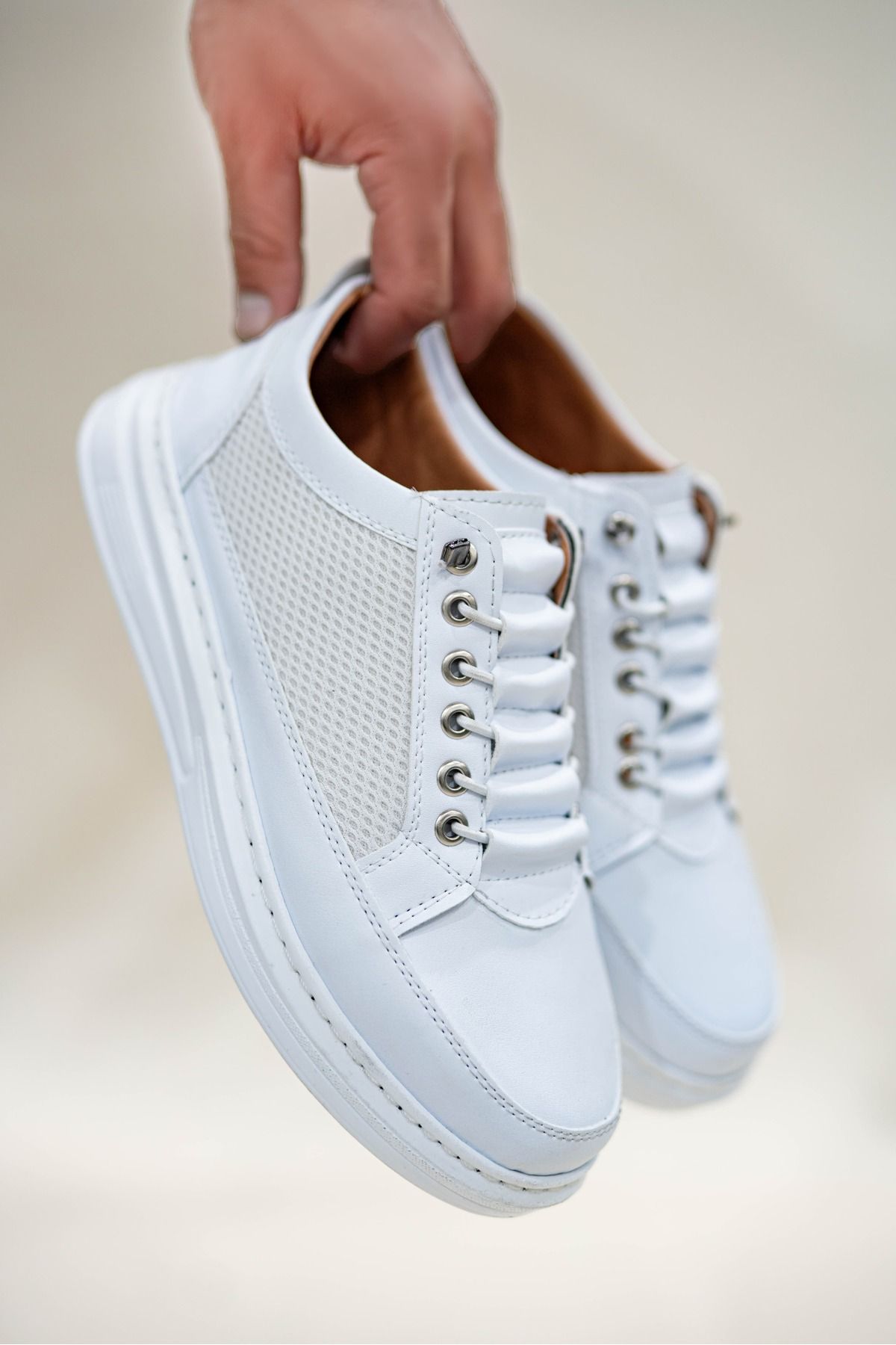 BİKAJOO Erkek Sade Beyaz Fileli Lastikli Günlük Casual Ayakkabı Sneaker BKJ4060