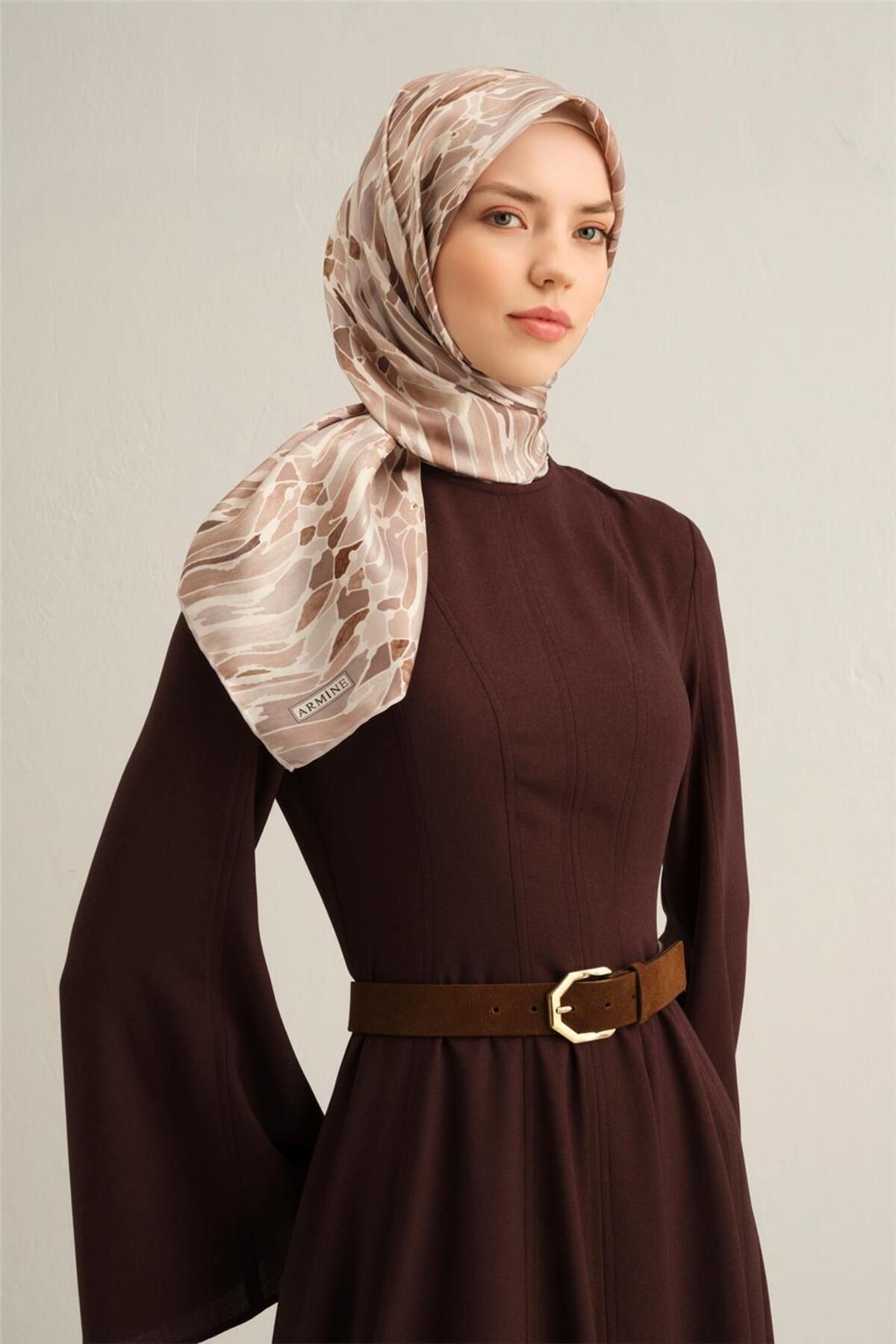 Armine Desenli Saf İpek Sura Eşarp 9335- 88