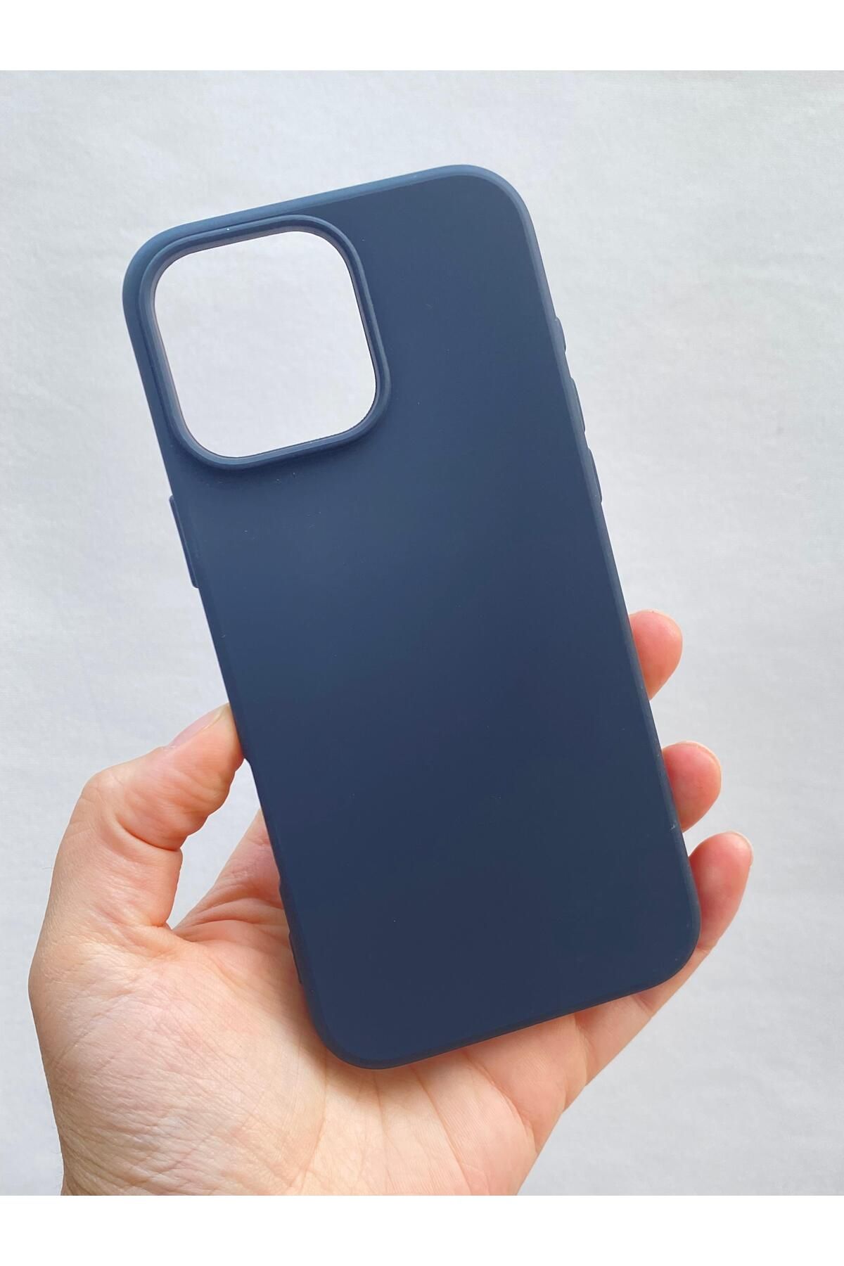 Vip Case iPhone 16 Pro Max - Silikon Darbe Emici Klasik Korumalı Rubber Kılıf