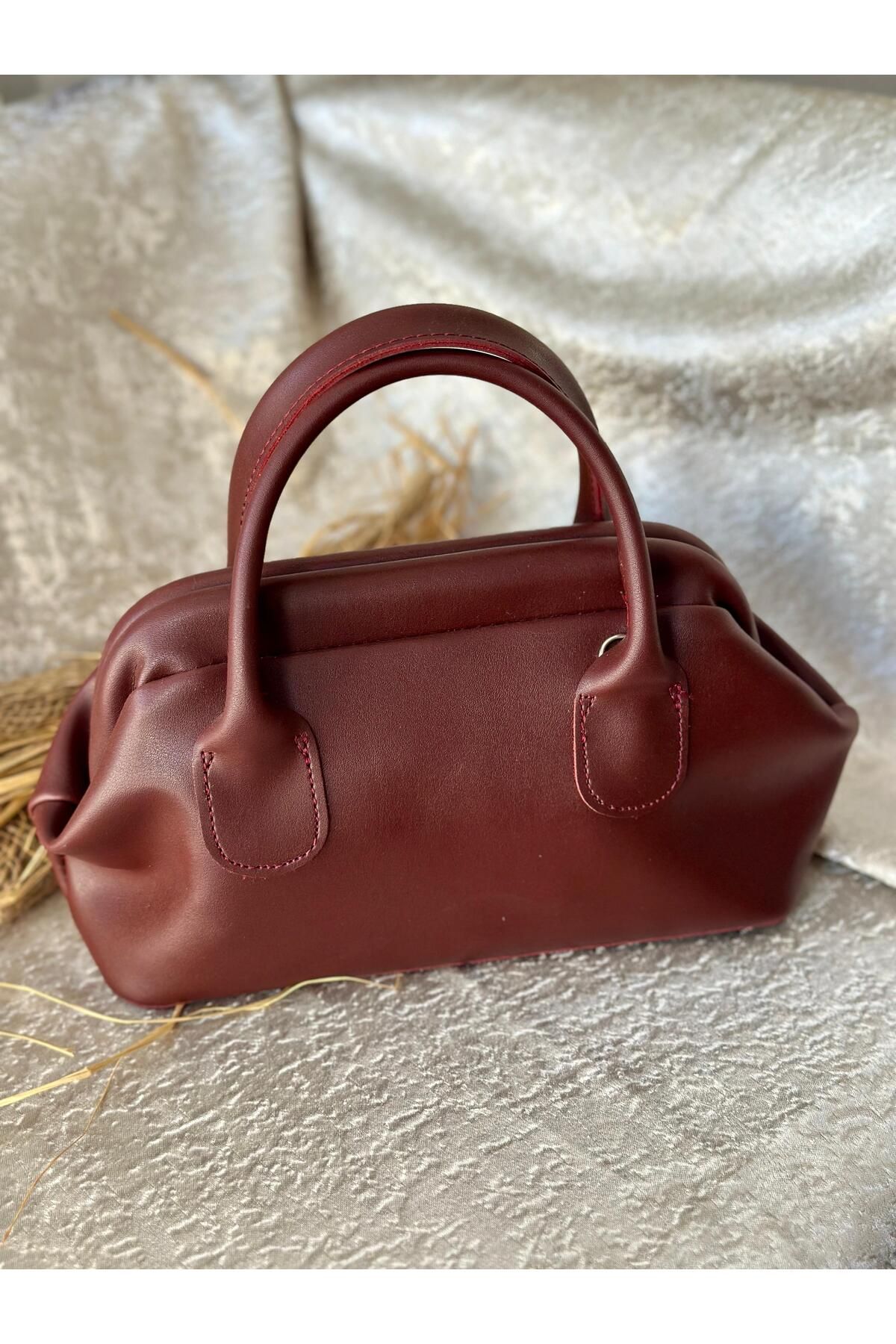 Butik Kadın Bordo Uzun Askılı Mıknatıslı El Ve Omuz Çantası