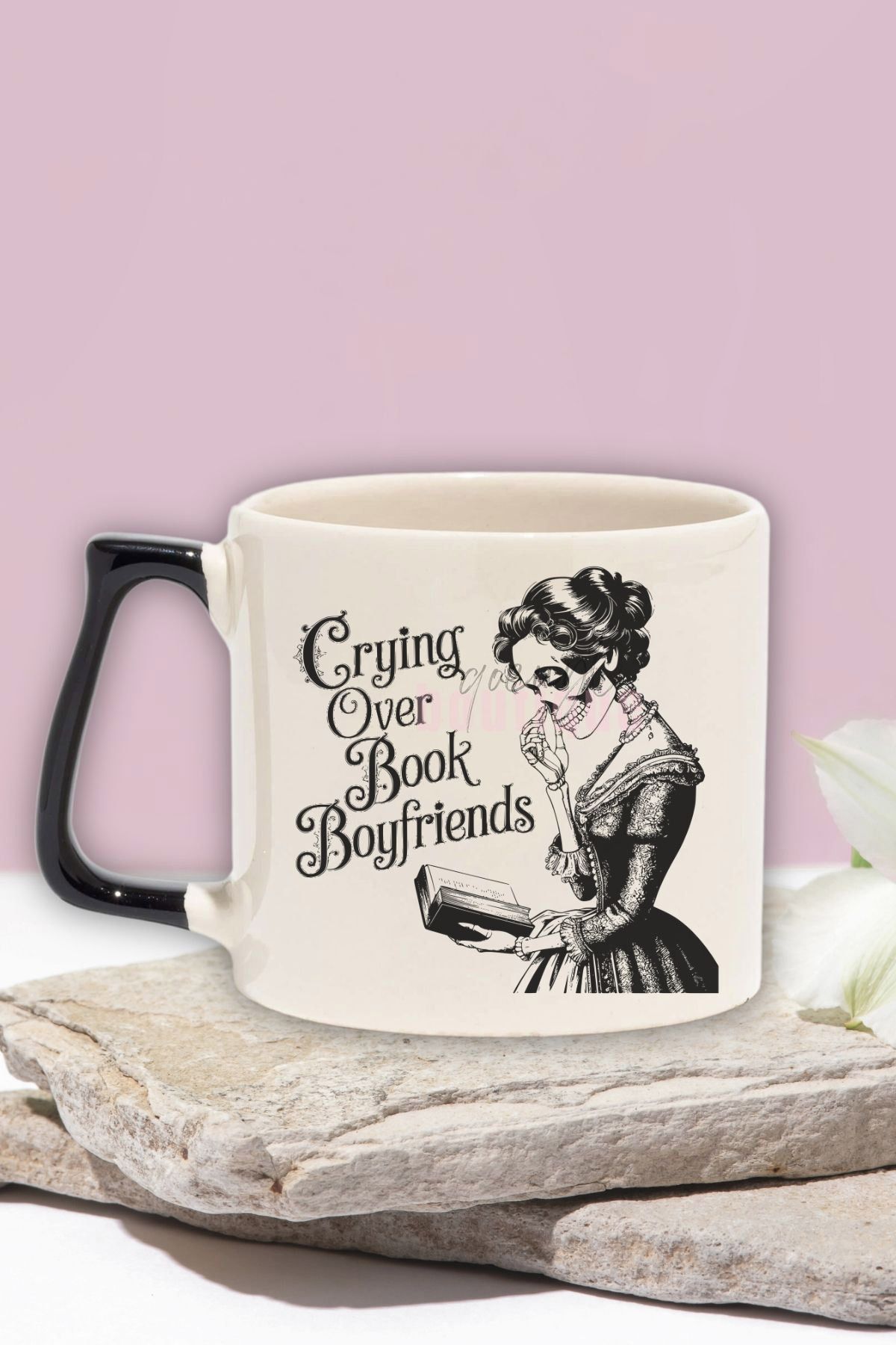 qoeuyl boutique Crying Over Book Boyfriends Yazılı Kitap Aşkı Duygusal Hediyelik Siyah Kulplu Kupa Bardak