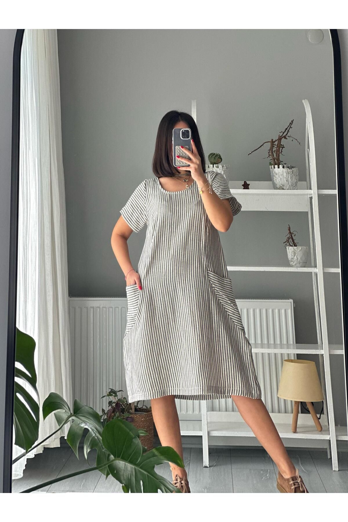 Sultana Collection DIŞ CEPLİ YAN DETAYLI ELBİSE