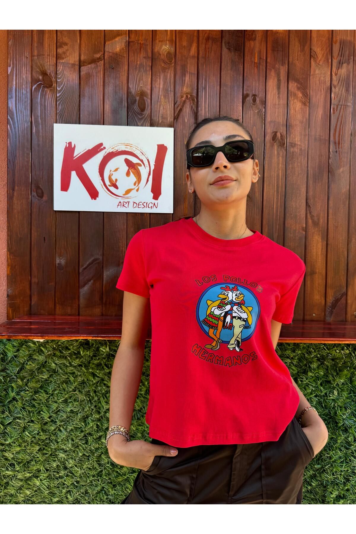 Butik Los Pollos / Kadın Kırmızı Renk T-Shirt