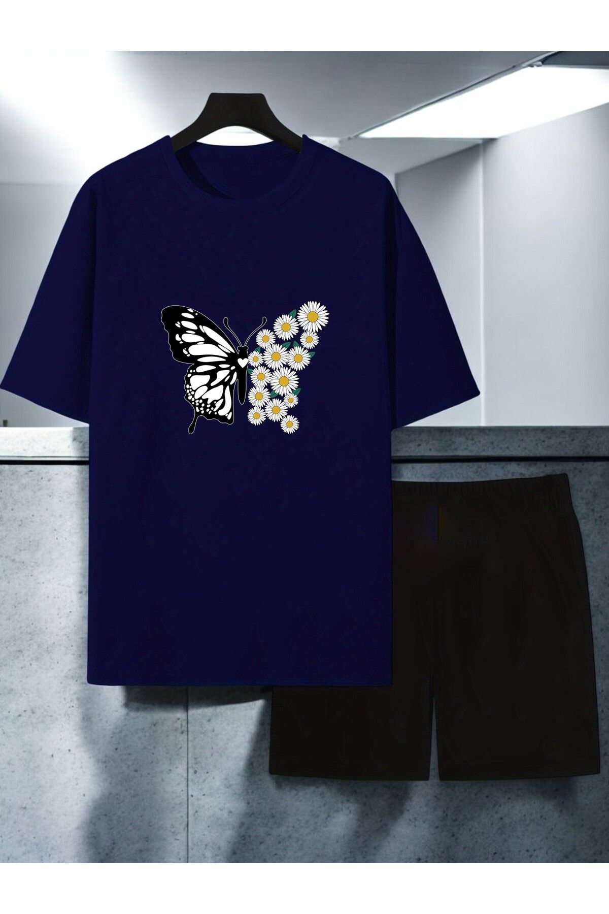 uyguntarz Unisex Papatya Kelebek Tasarım Basklı Tshirt Şort Takımı
