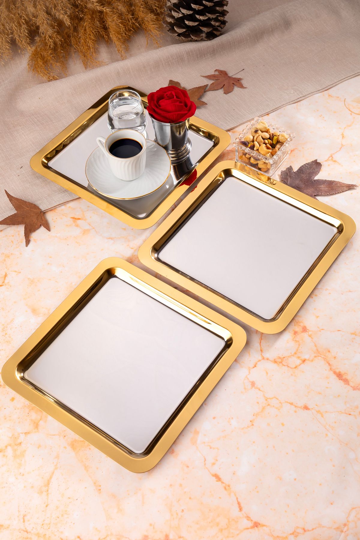 Aslı Hediyelik 3'lü Lüx Kare Gold Kenar kaplamalı Gümüş kare 21 cm Servis , Çay ,kahve ,ikramlık Ve Sunum Tepsisi