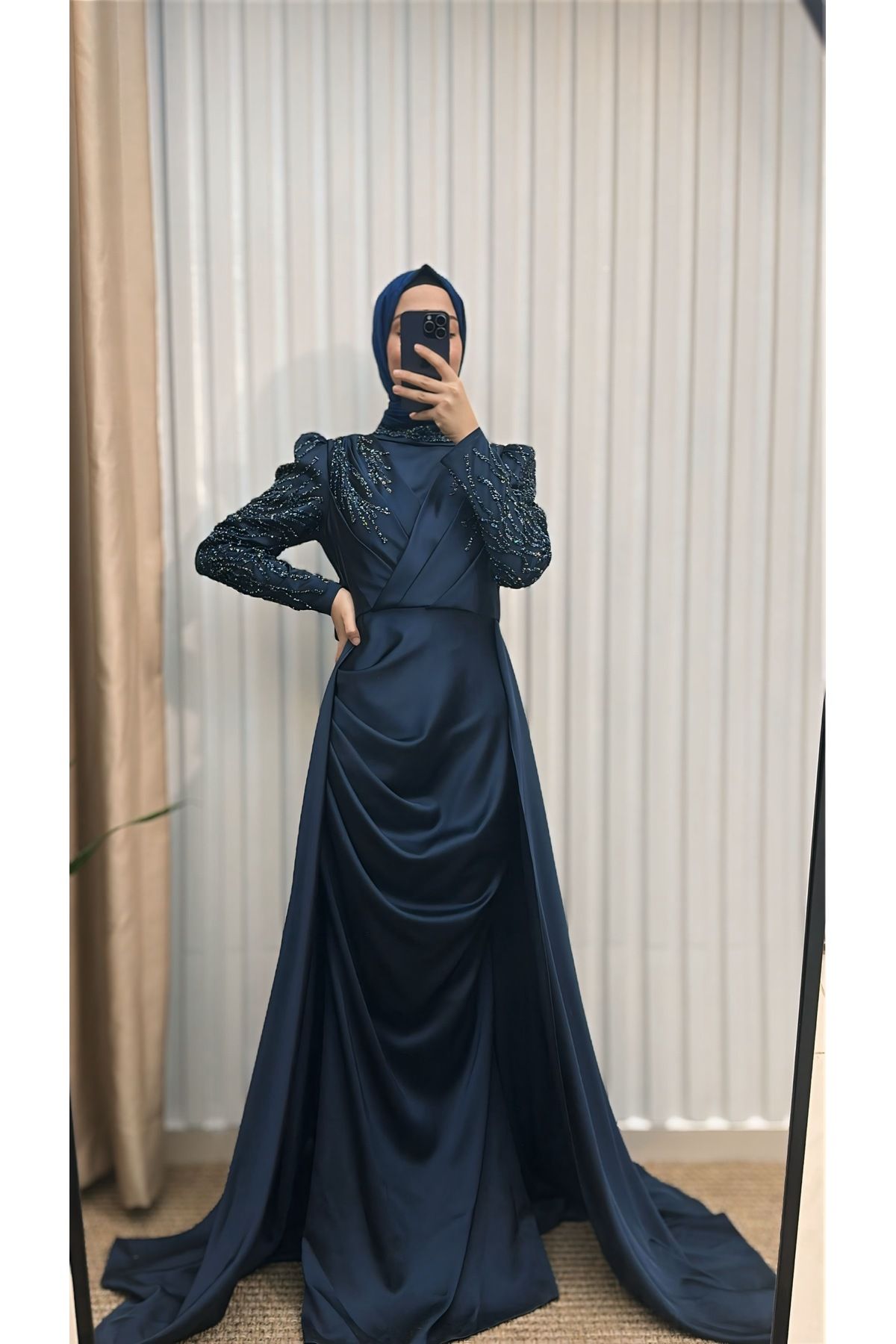MERVE TESETTÜR Pelerinli Taşlı Abiye