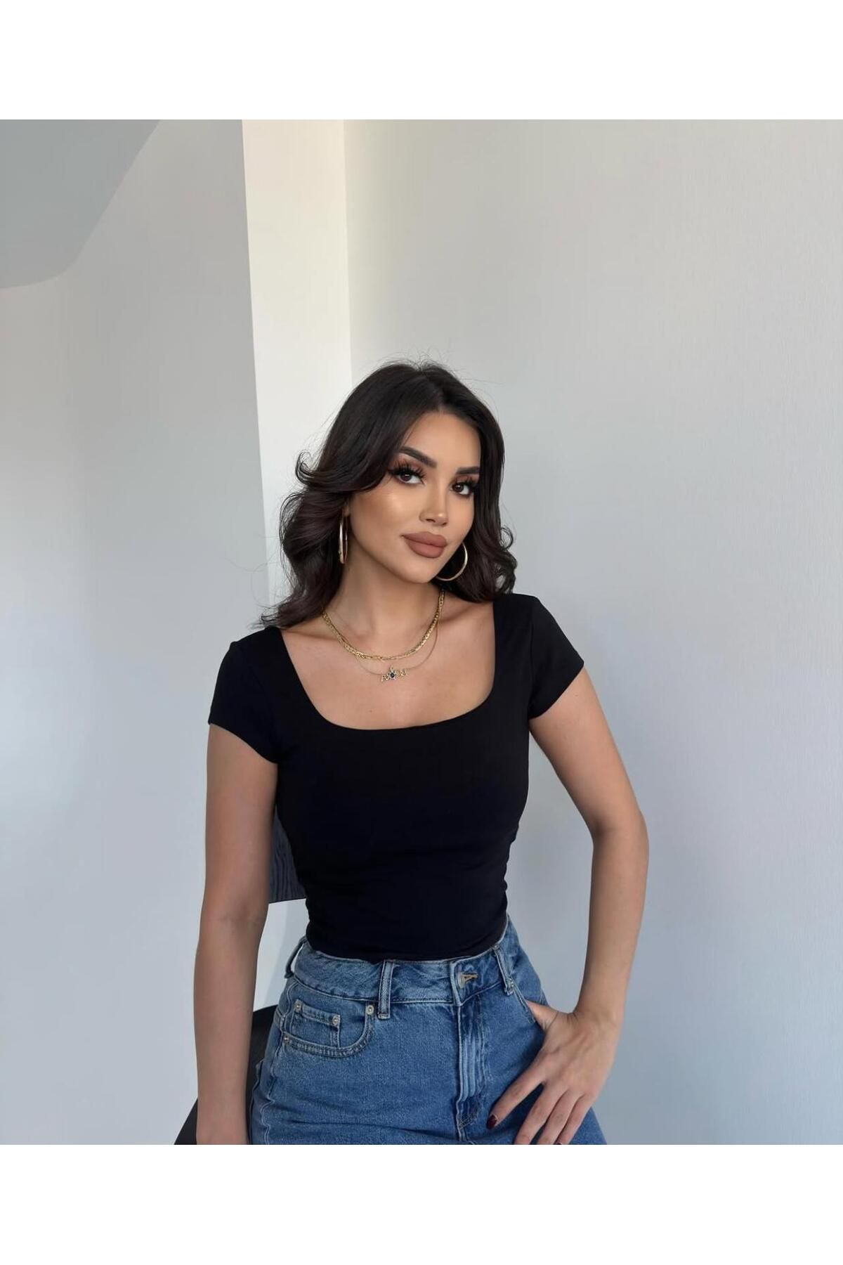 lüx vestimenta Kare Yaka Kısakollu Crop T-SHIRT