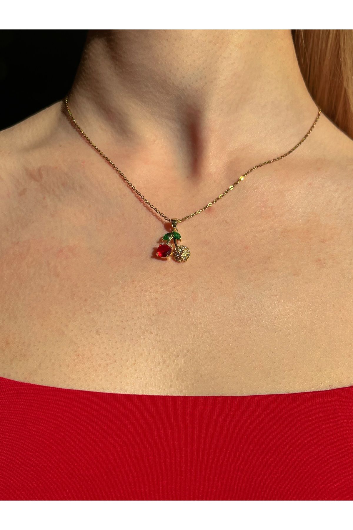 B&E SHİNE JEWERLY “Kararmaz Çelik Taşlı Kiraz Detay Kolye”