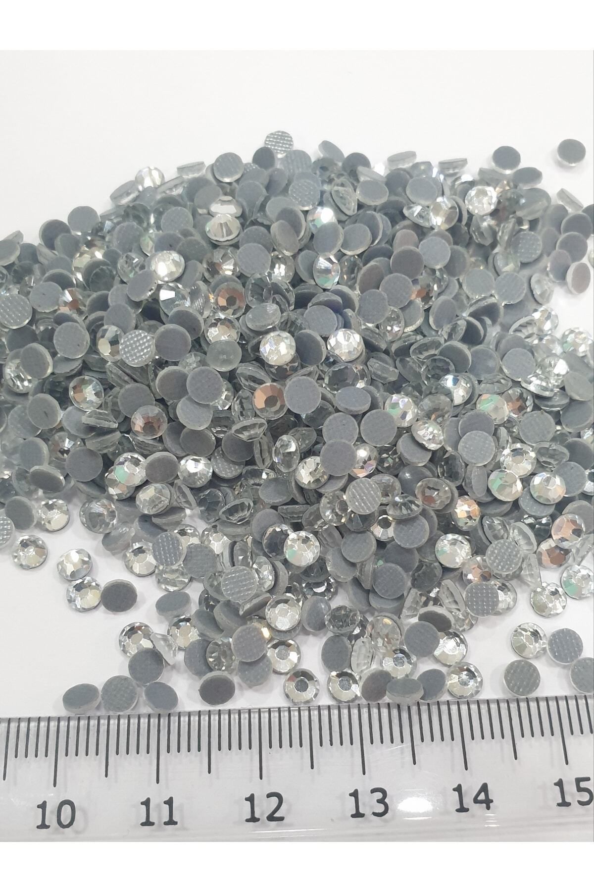 yiğit aksesuar Dmc Hotfix Ütü Ile Yapışan Taş Ss20(5MM) Kristal - 50gr (800ad)