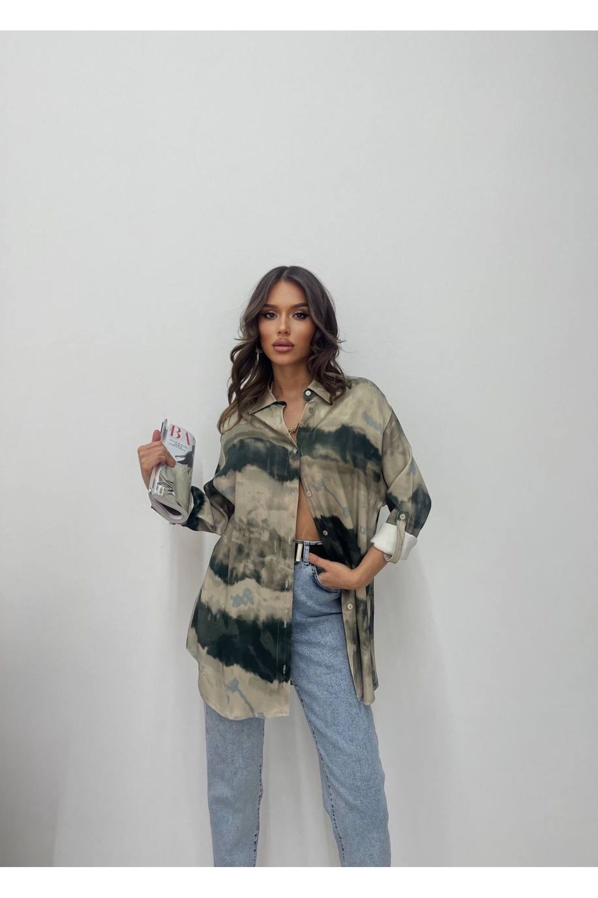 Naria Butik Kadın Desenli Oversize Saten Gömlek