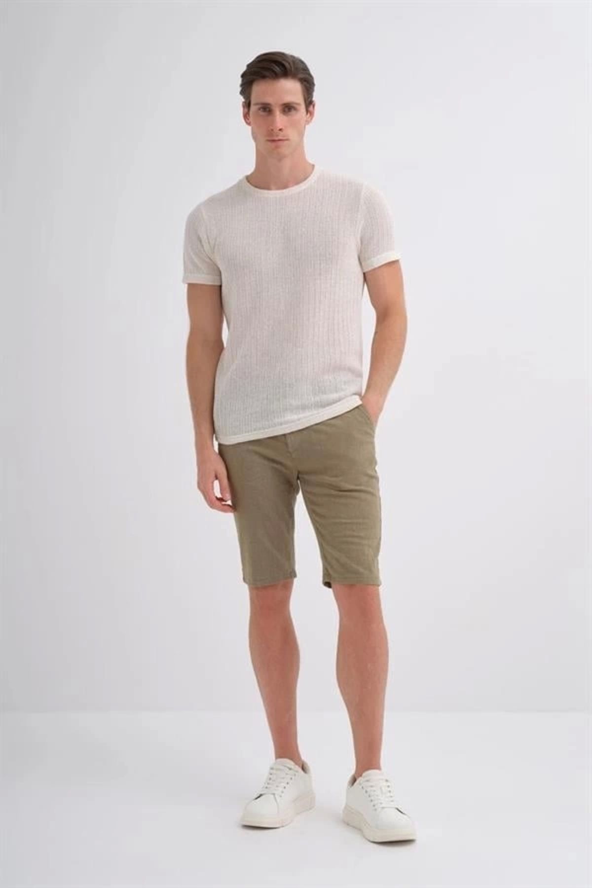Lale Moda 4011 Örgü Desenli Bisiklet Yaka Regular Fit Erkek T-Shirt Beyaz