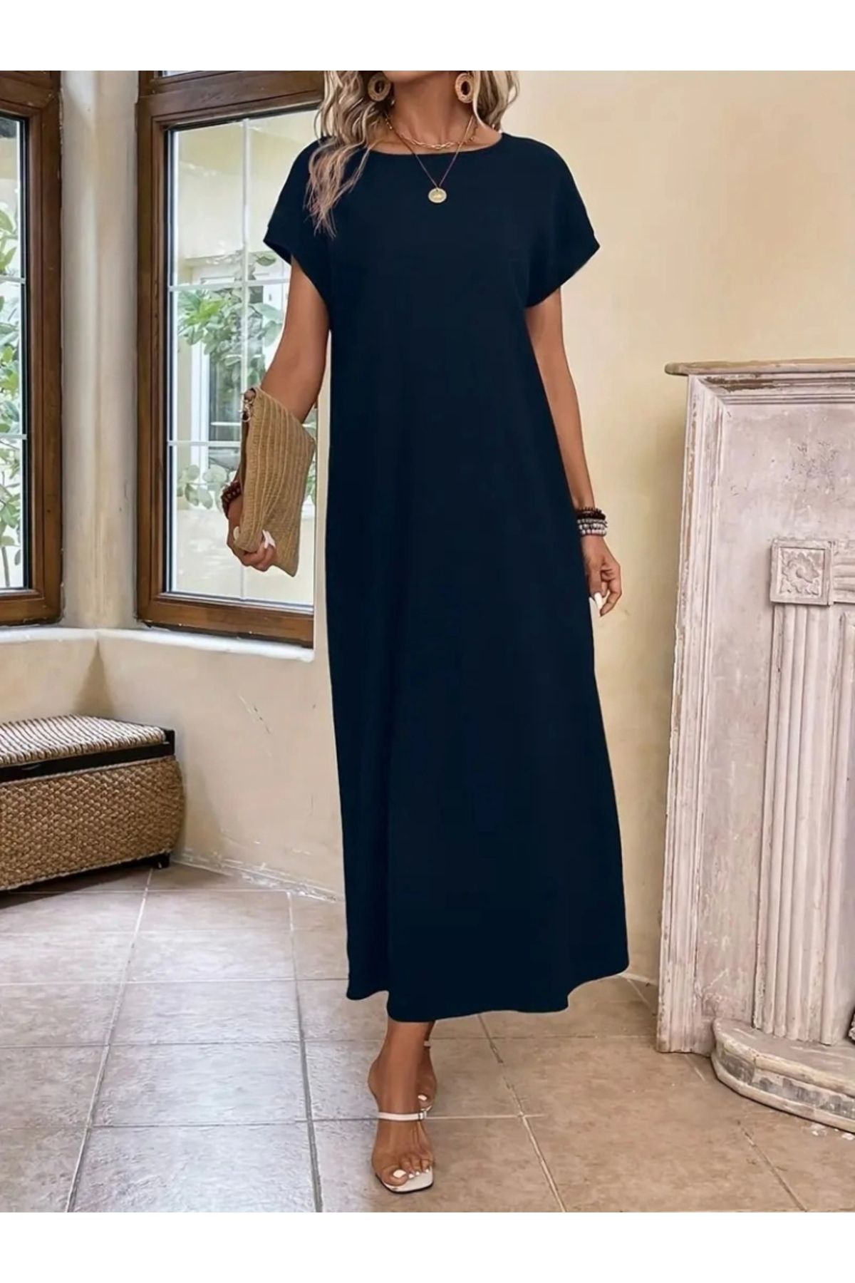 Butik Kadın Uzun Kollu Yakası Açık Viskon Elbise