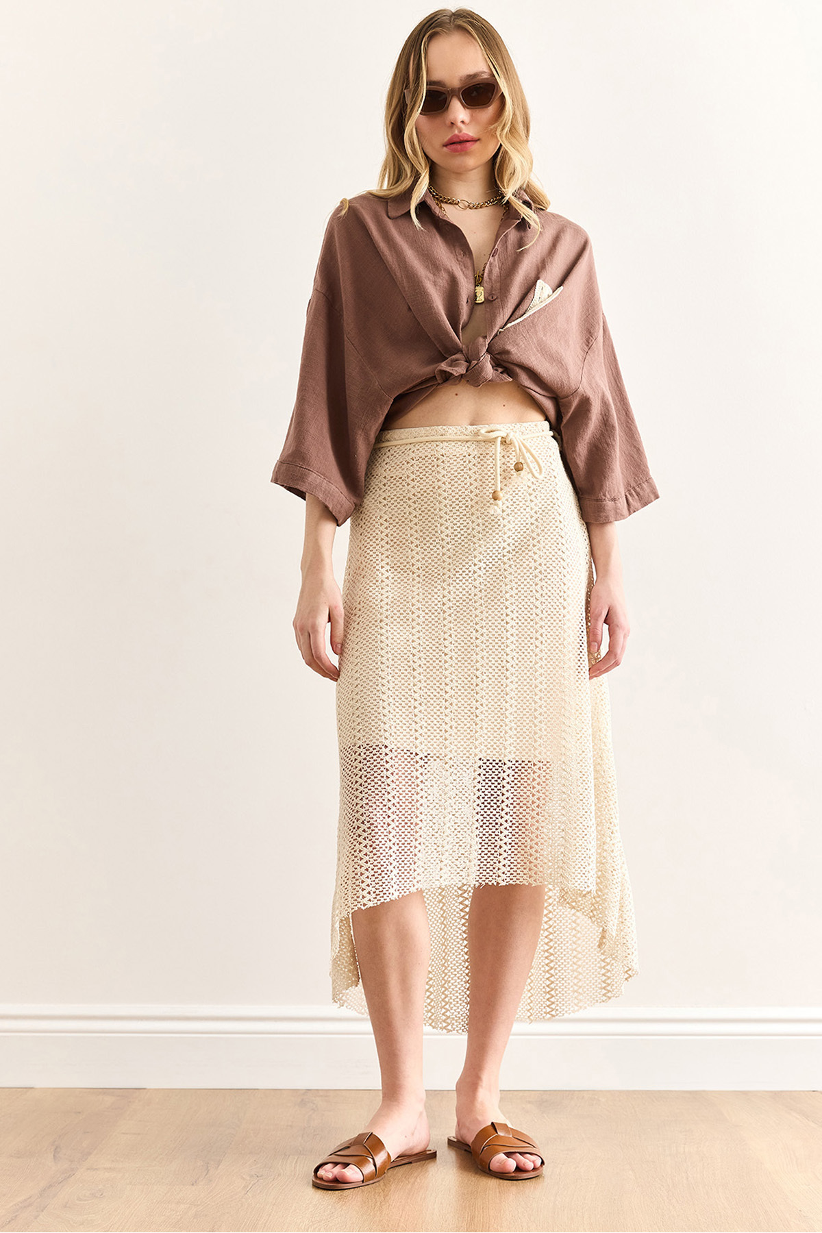 Women's Stone Lace Detailed Lined Asymmetrical Cut Guipure Skirt ETK-19000325