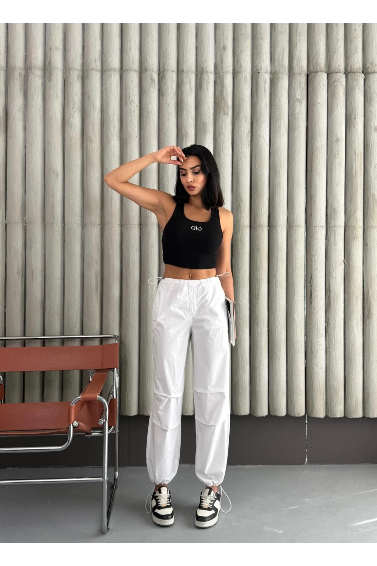 Zeo Basic DİZLERİ PİLE DETAYLI PARAŞÜT PANTOLON