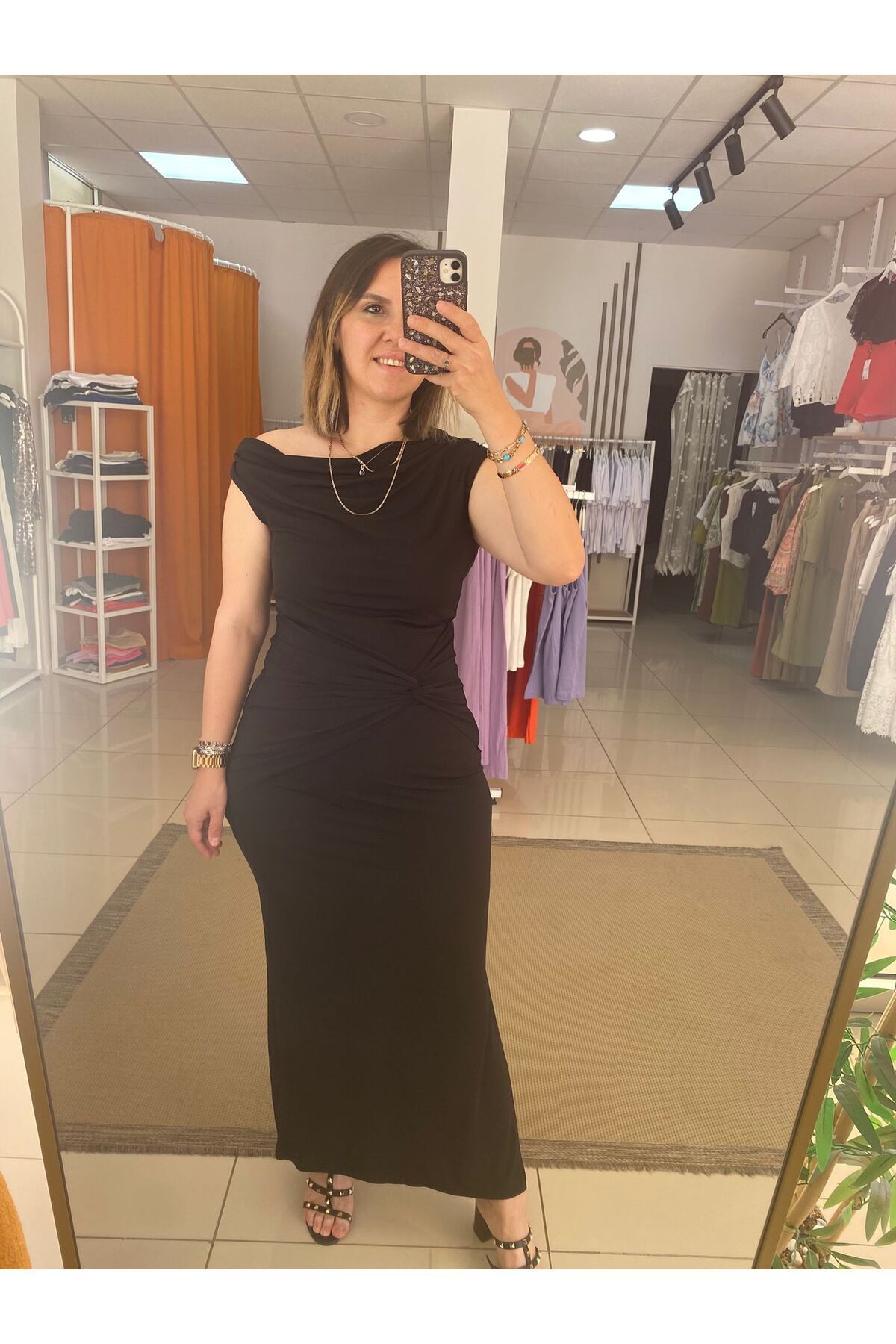 MODA siyah elbise