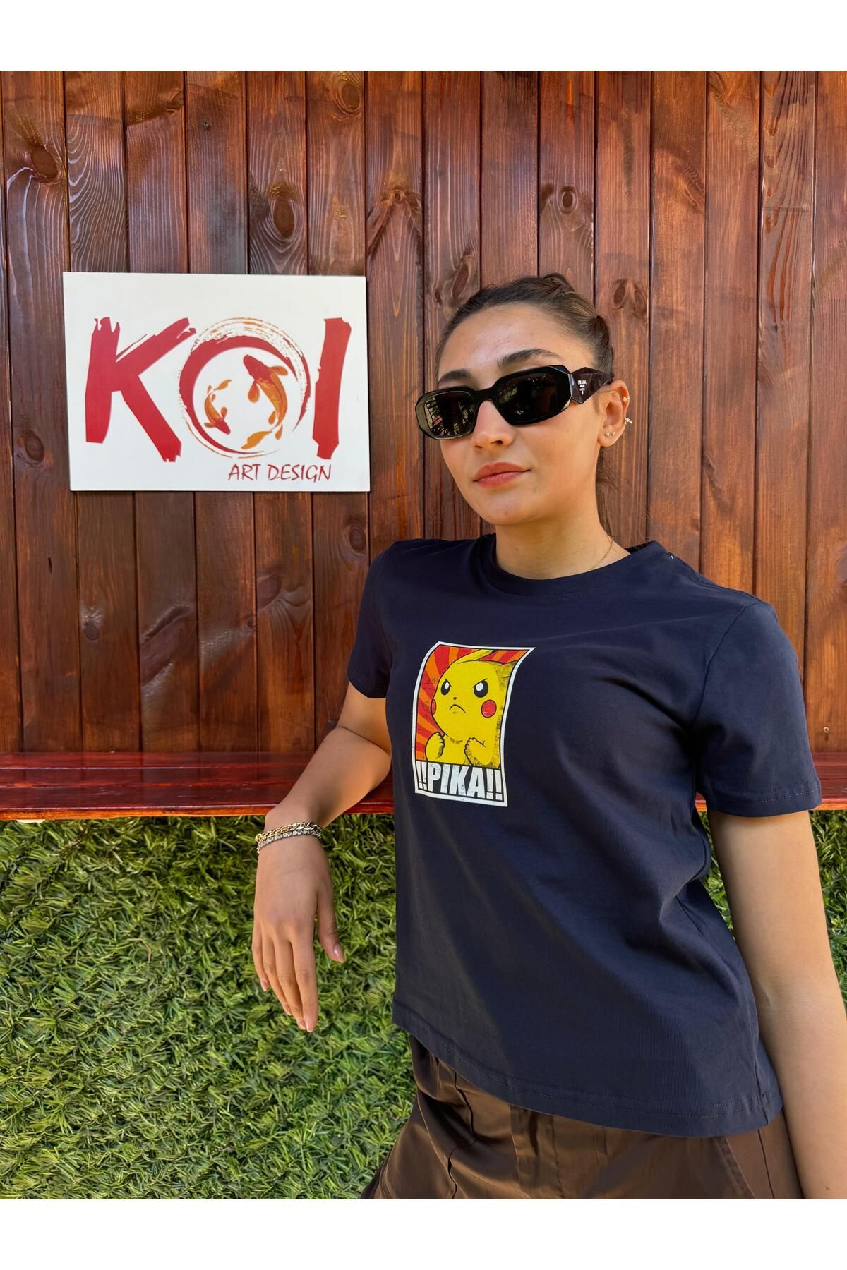 Butik pıkachu / Kadın lacivert Renk T-Shirt