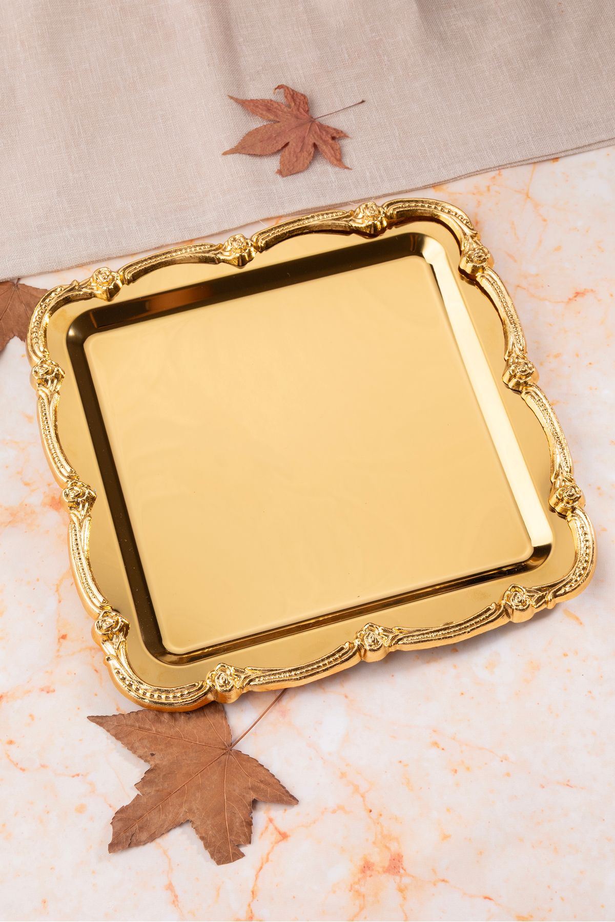 NEWTREND Züccaciye 1 lüx Gold Döküm Gül Çerçeveli Gold Kare Nişan,Çeyiz,Kahve,Çay Sunum servis Tepsisi