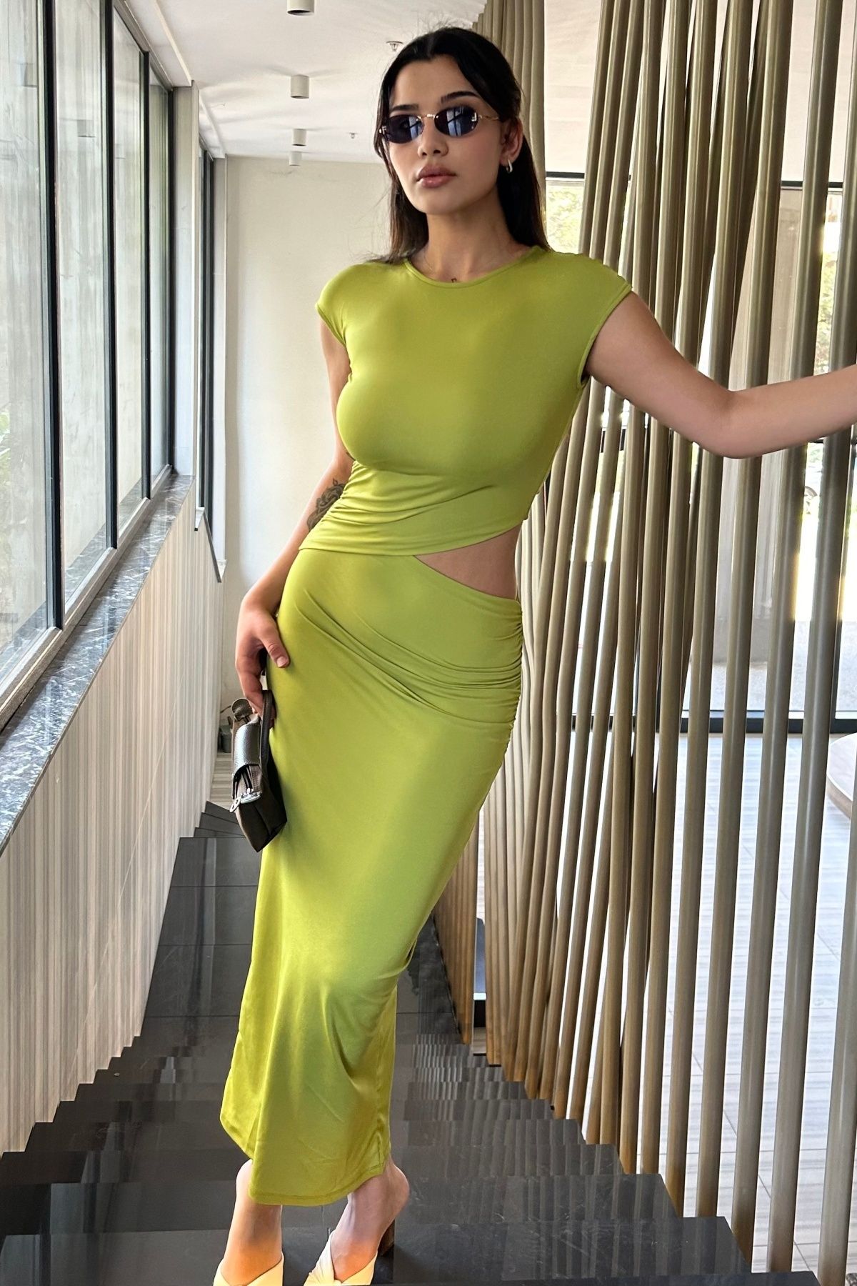 boutiquen Dekolte Detaylı Uzun Elbise