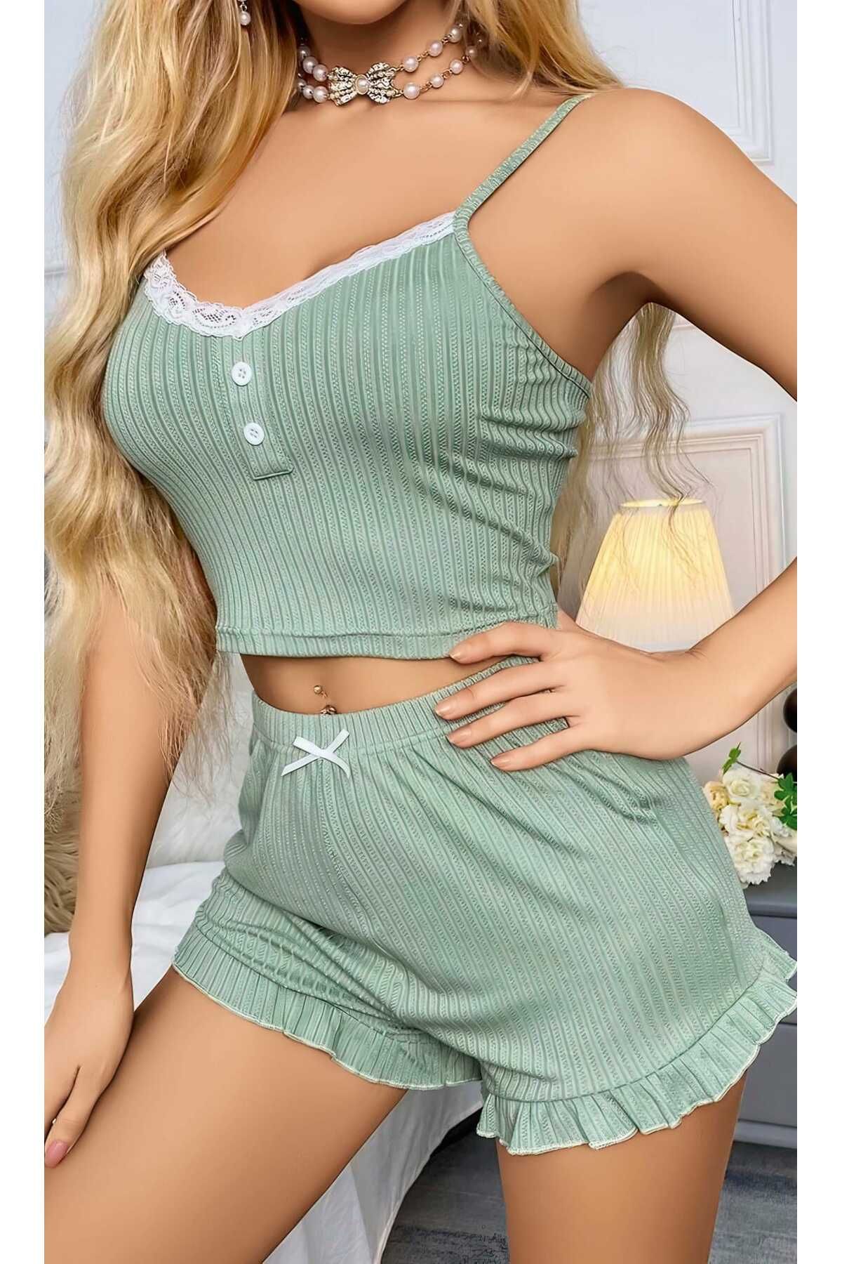 GİVARO -kadın desenli kısa kollu şortlu pijama takımı