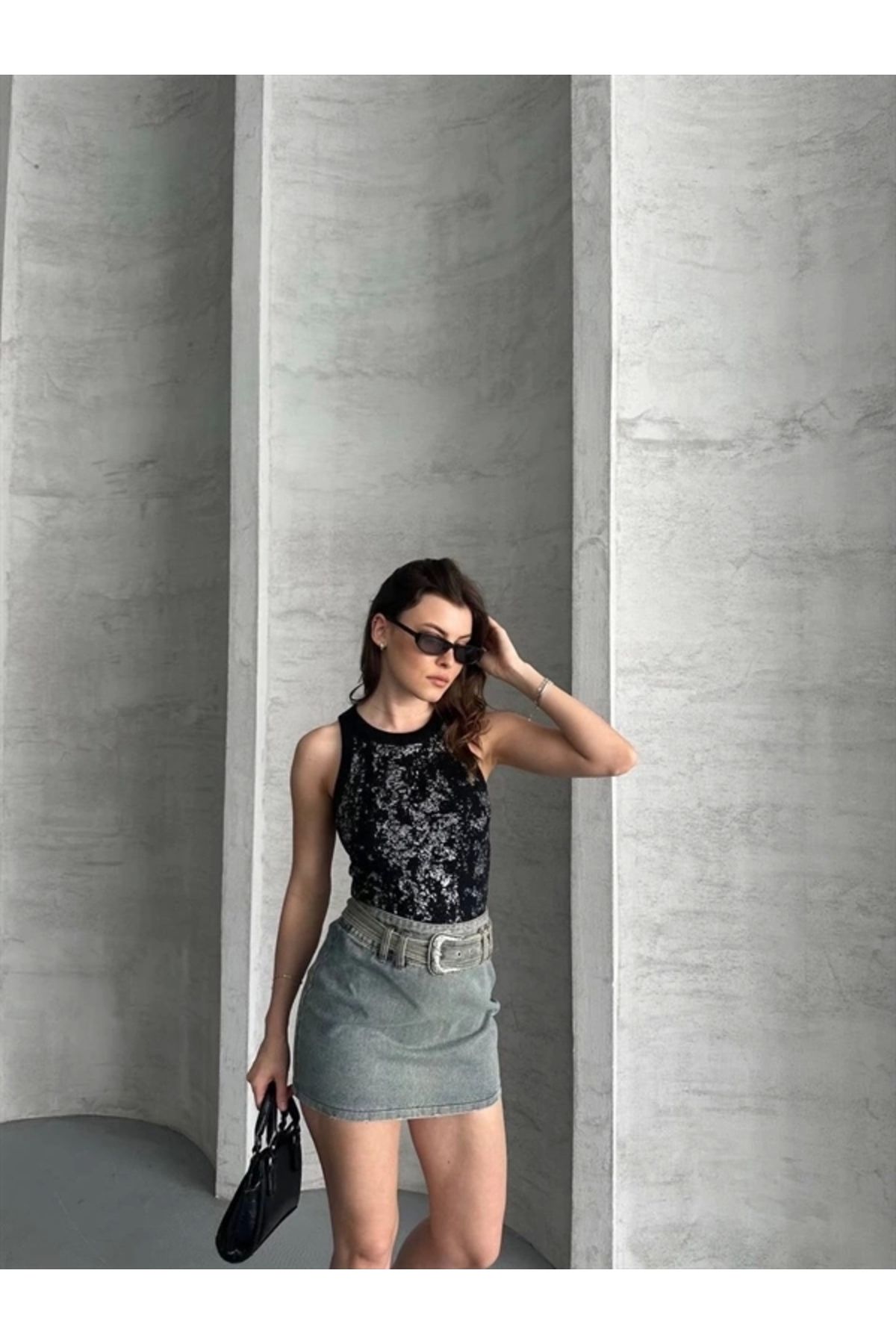 Lale Moda Varaklı bluz