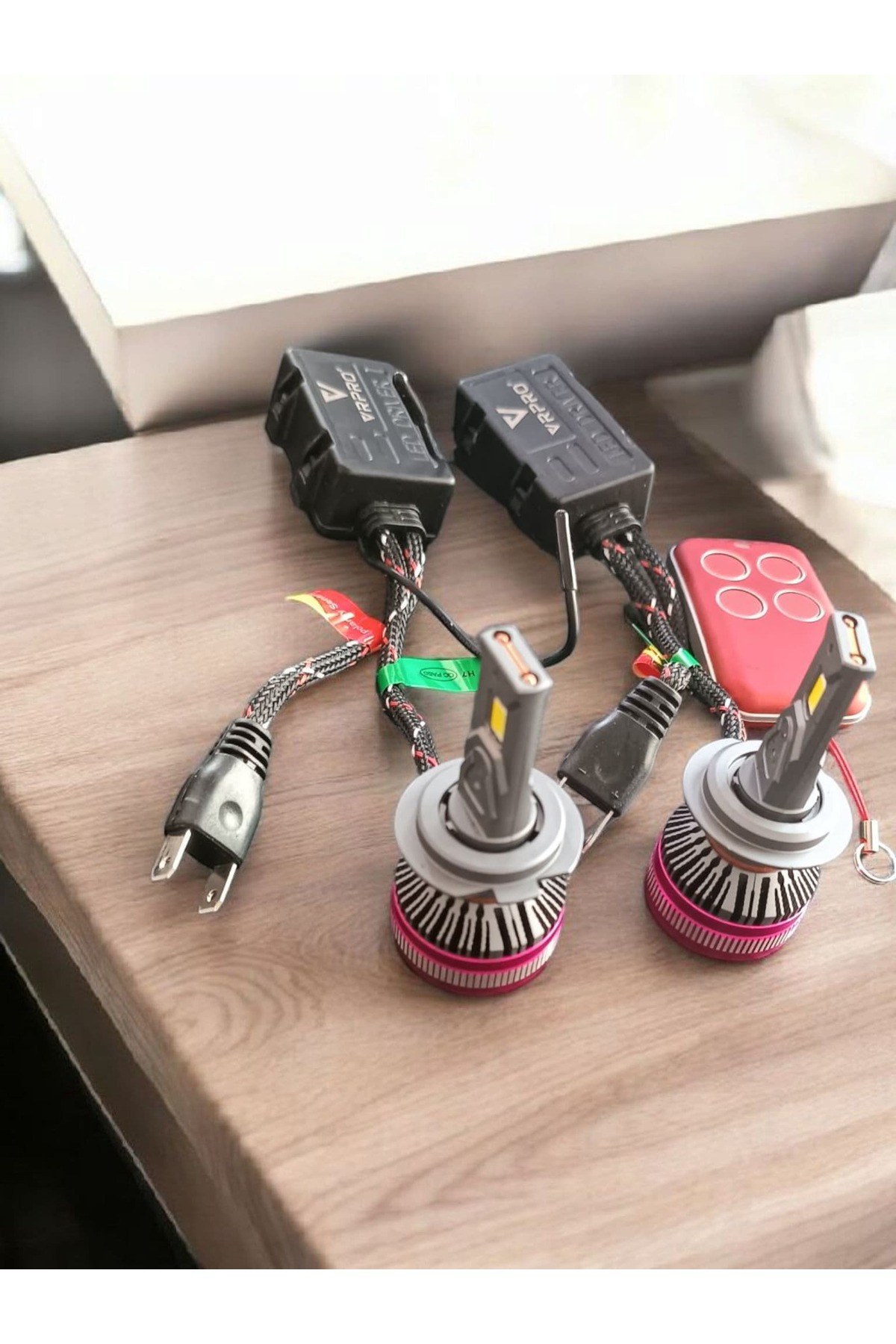 YENİLZD H7 3 Renk 4mod Şimşek Etkili 60w 22.000lm Beyaz-sarı