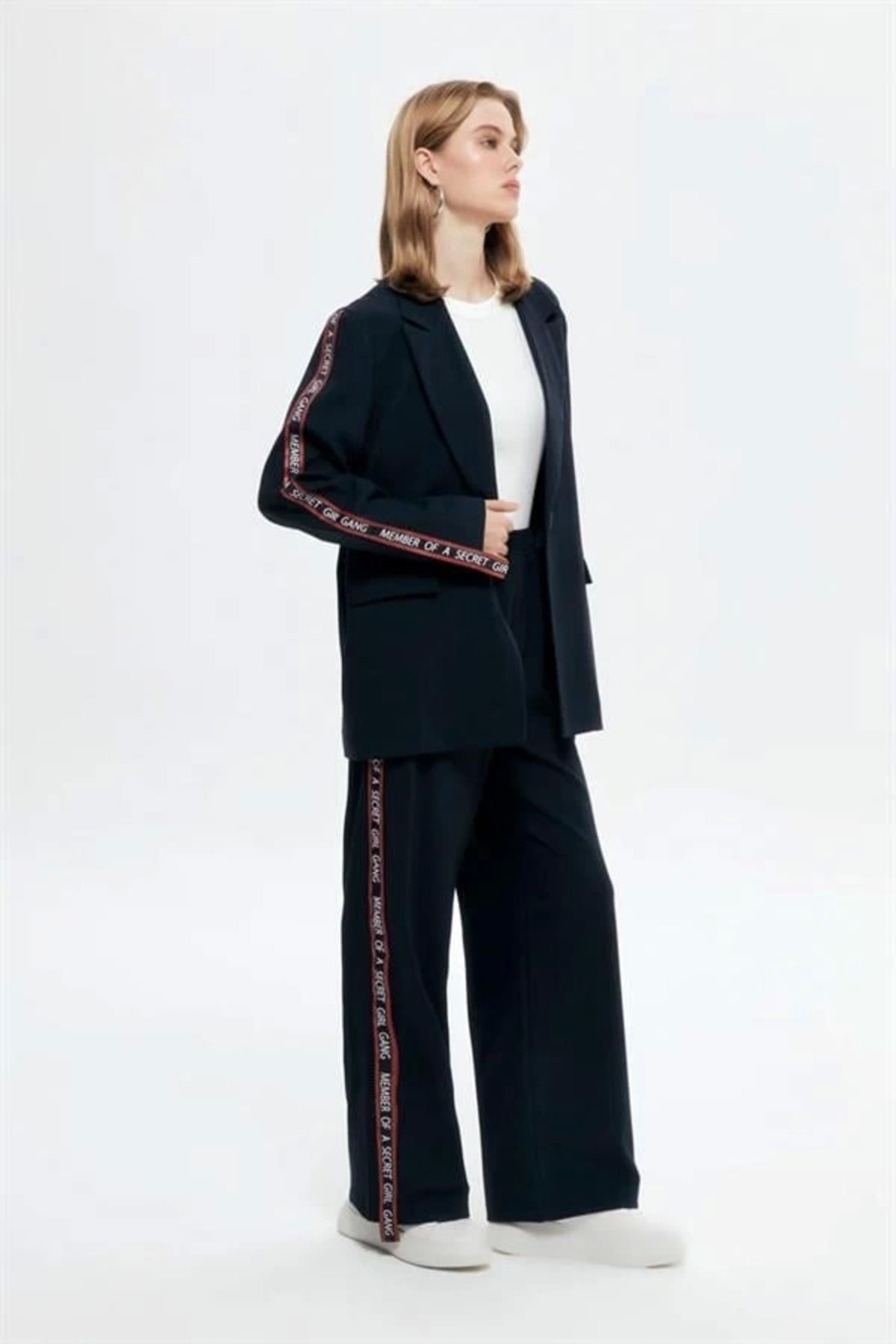 Lale Moda Kol Şeritli Blazer Ceket Lacivert