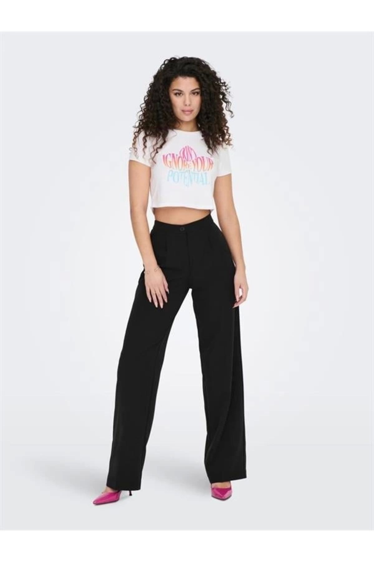 Lale Moda Baskılı Bisiklet Yaka Crop T-Shirt