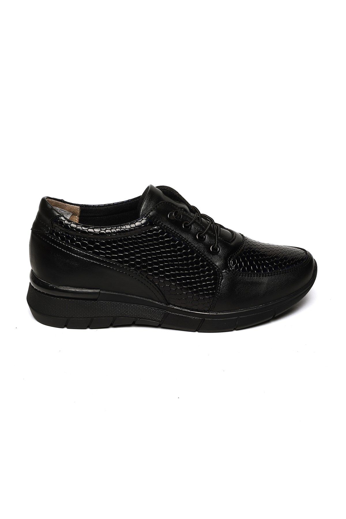 Bestello Bağcıklı Poli Taban Comfort 018-F211-25K Kadın Ayakkabı
