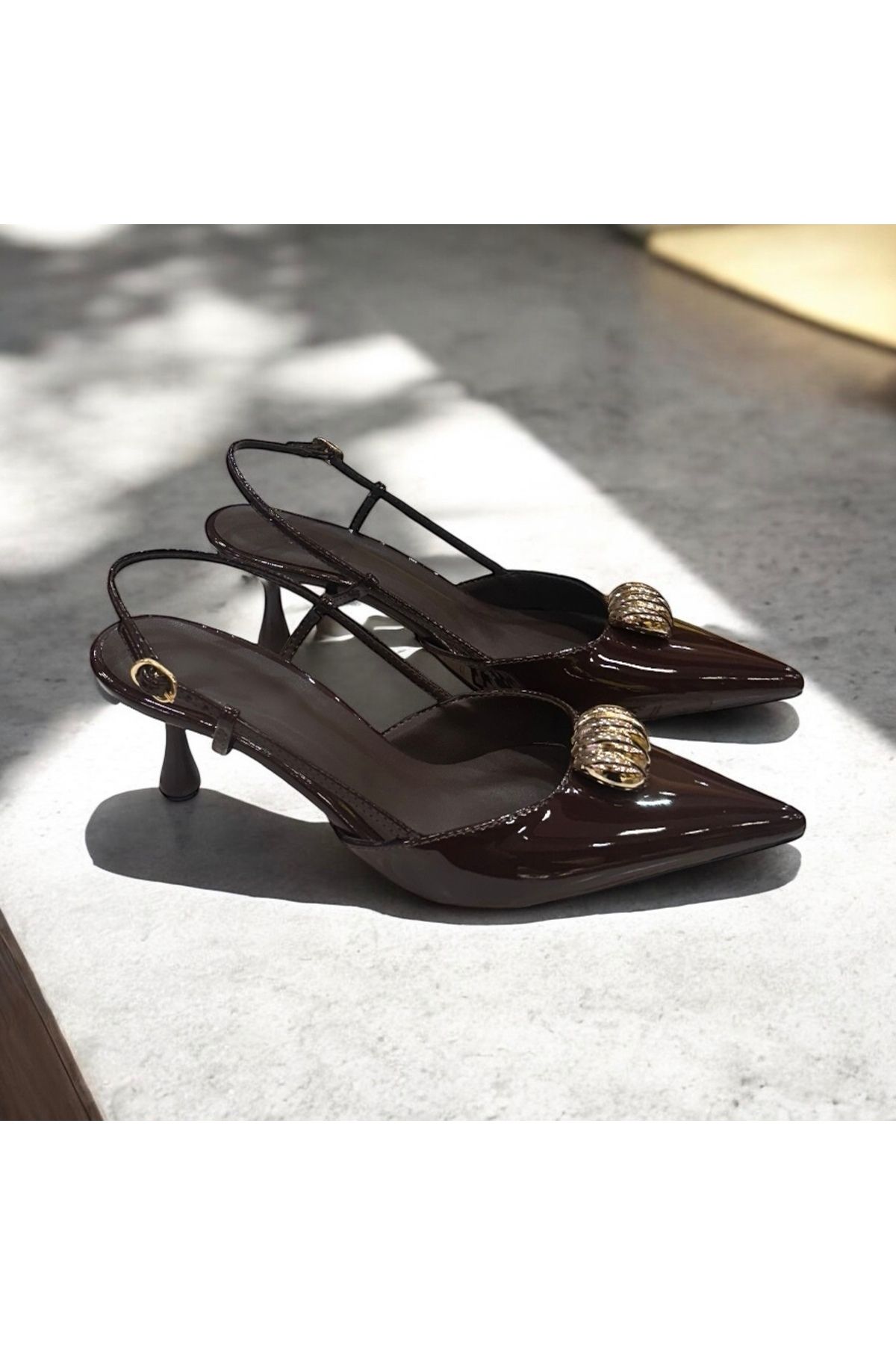 runa shoes gold toka detay stiletto