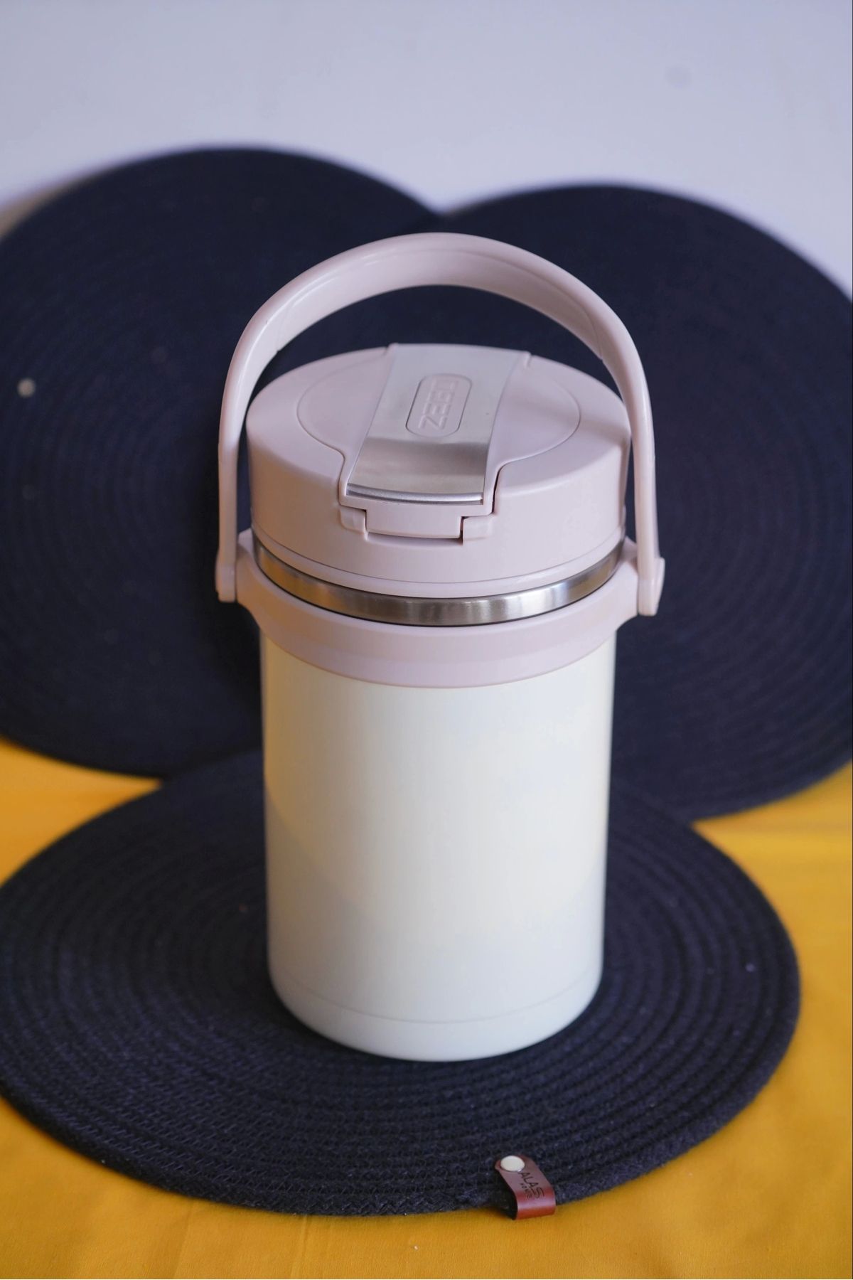 YenisiniAl Cooker Çelik Yemek Termosu 2.2 Litre