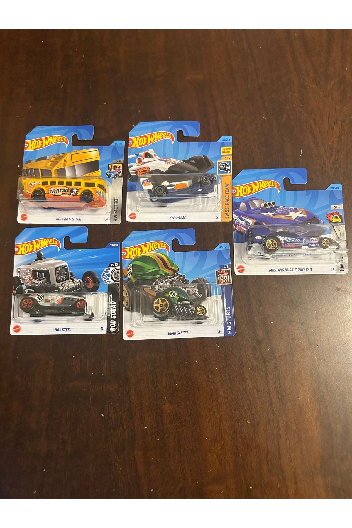 Hotwhells Hotwheels tekli araba 5li