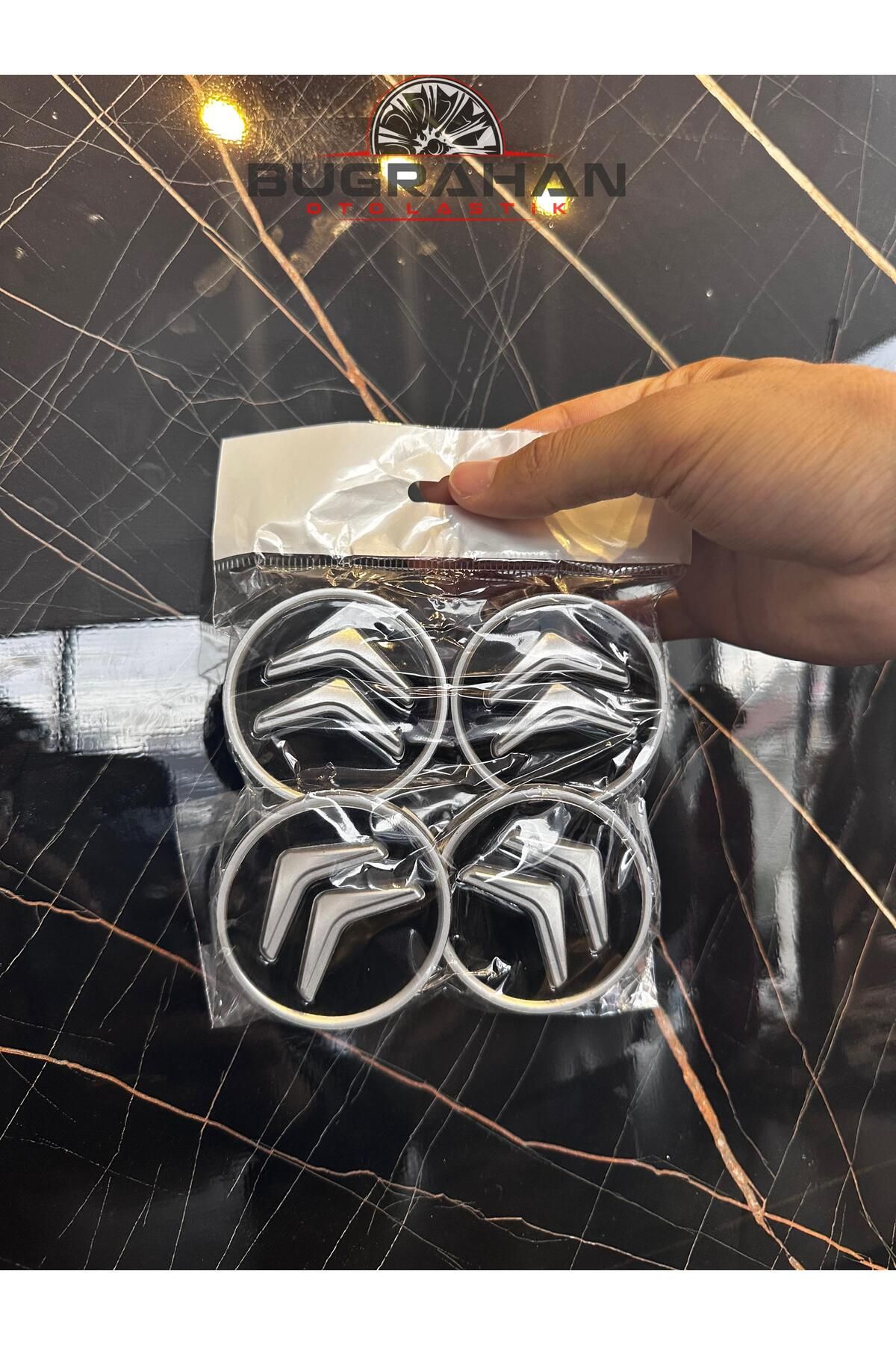 Muhtelif Citroen Logolu Parlak A Kalite Jant Göbeği 60 Mm Dış 57 Mm İç 4 Adet