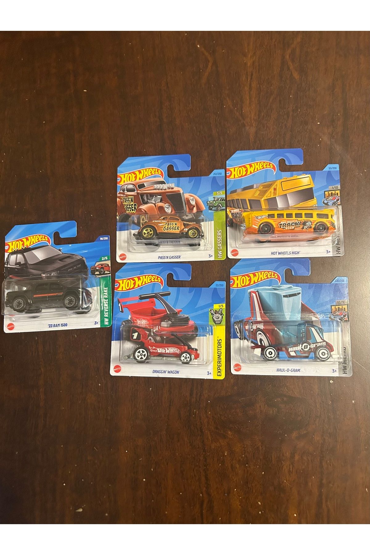 Hotwhells Hotwheels tekli arabalar 5 li