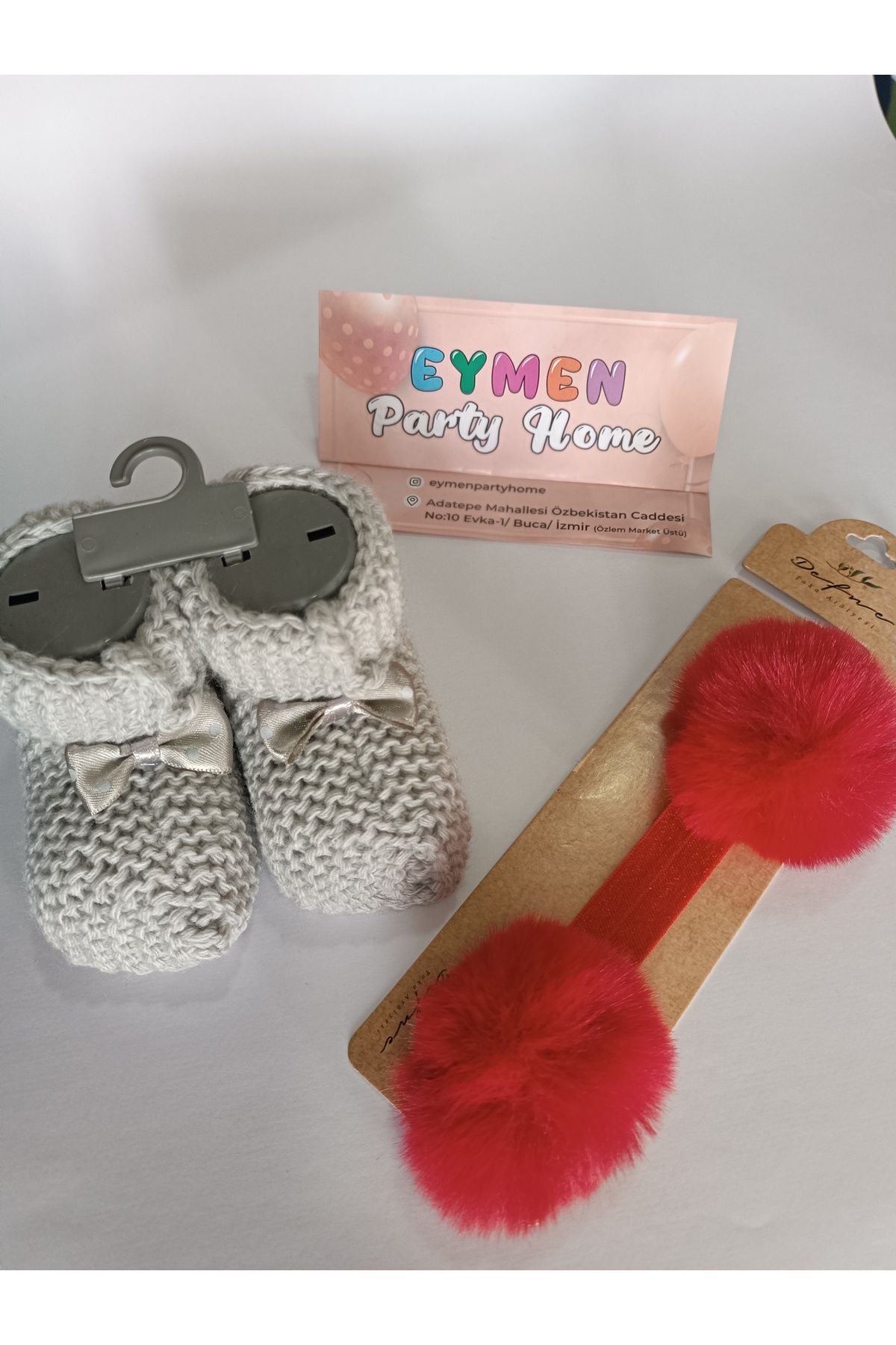 Store Bebek patik kırmızı ponpon bandana toka