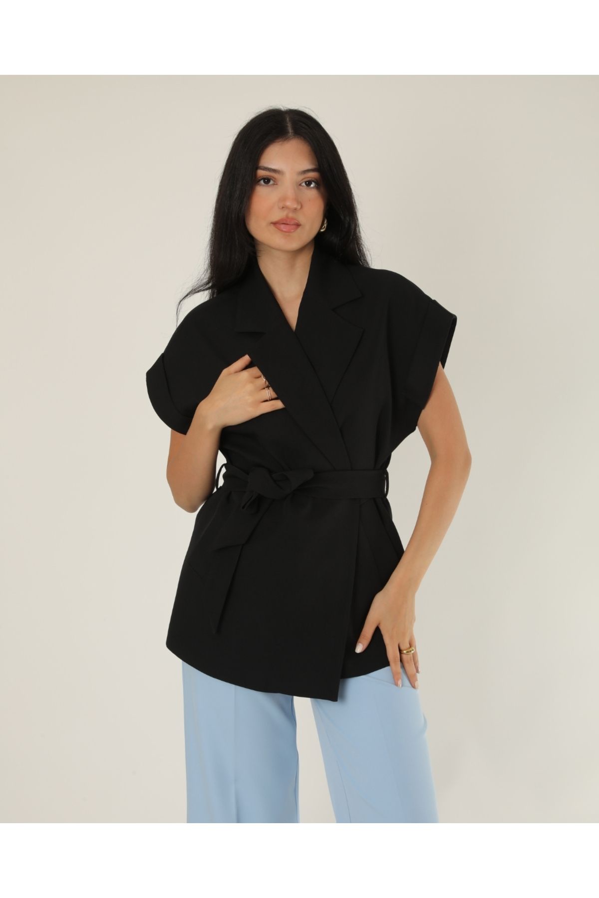 DEQ FASHION Kadın Siyah Düşük Omuzlu Oversize Kuşaklı Yelek
