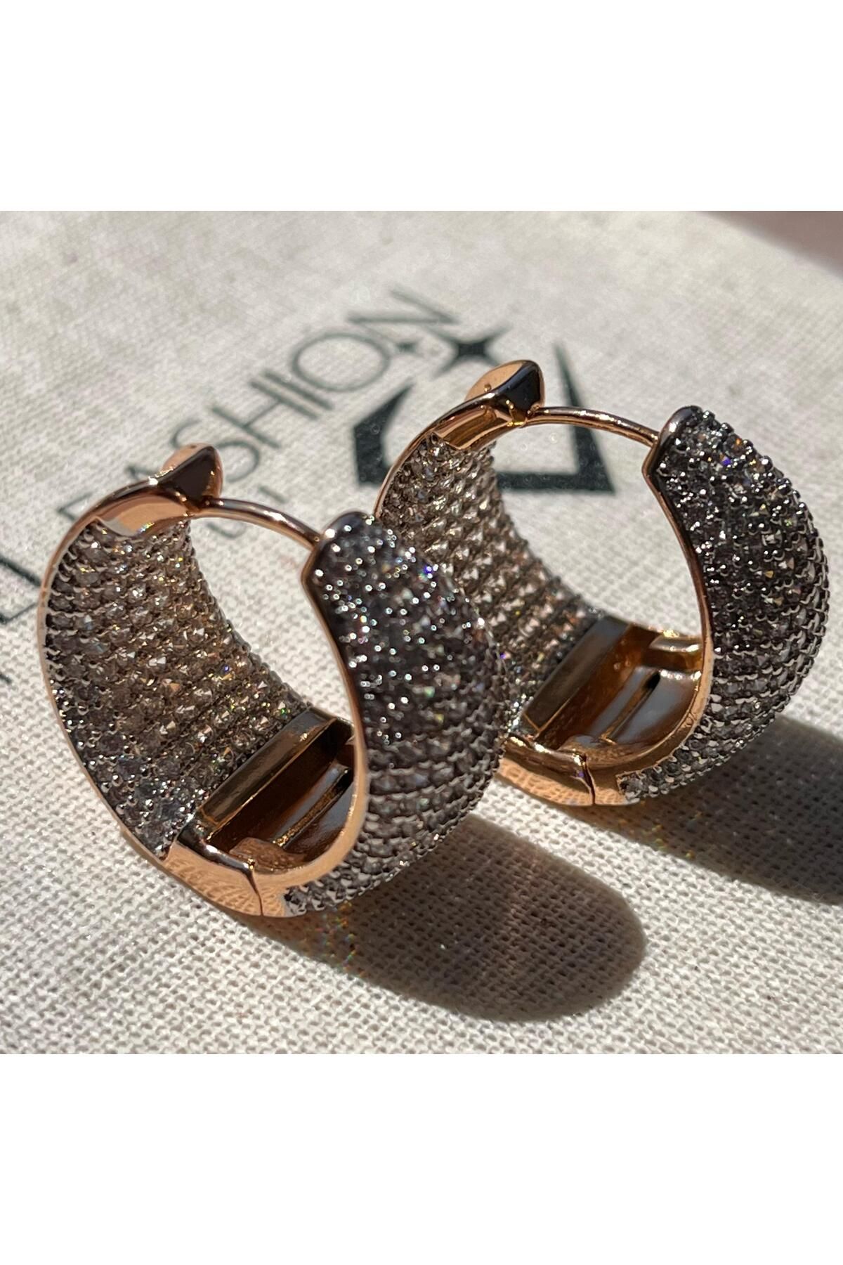 Steel Fashion İstanbul ZİRKON TAŞLI RODYUM KÜPE