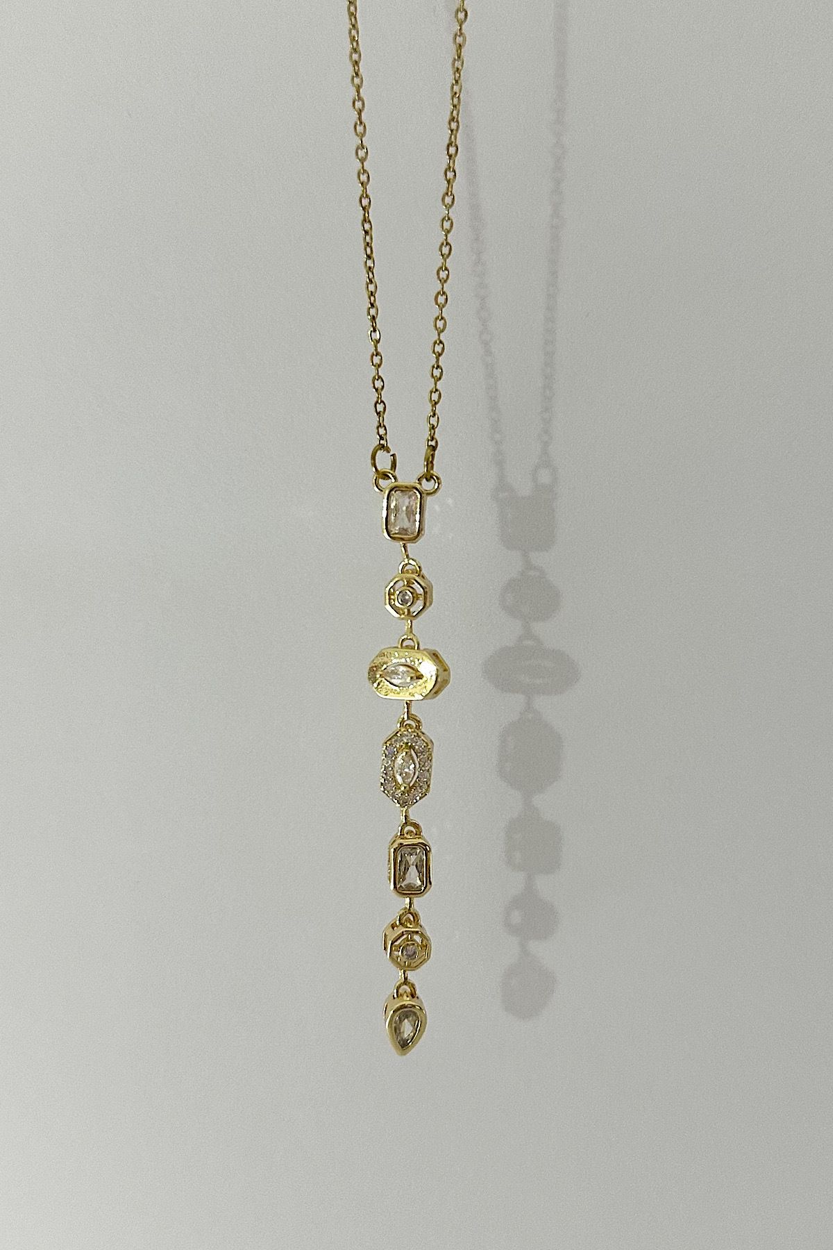DELEIZA ACCESSORY Çelik Gold Sallantılı Taş Detaylı Y Kolye