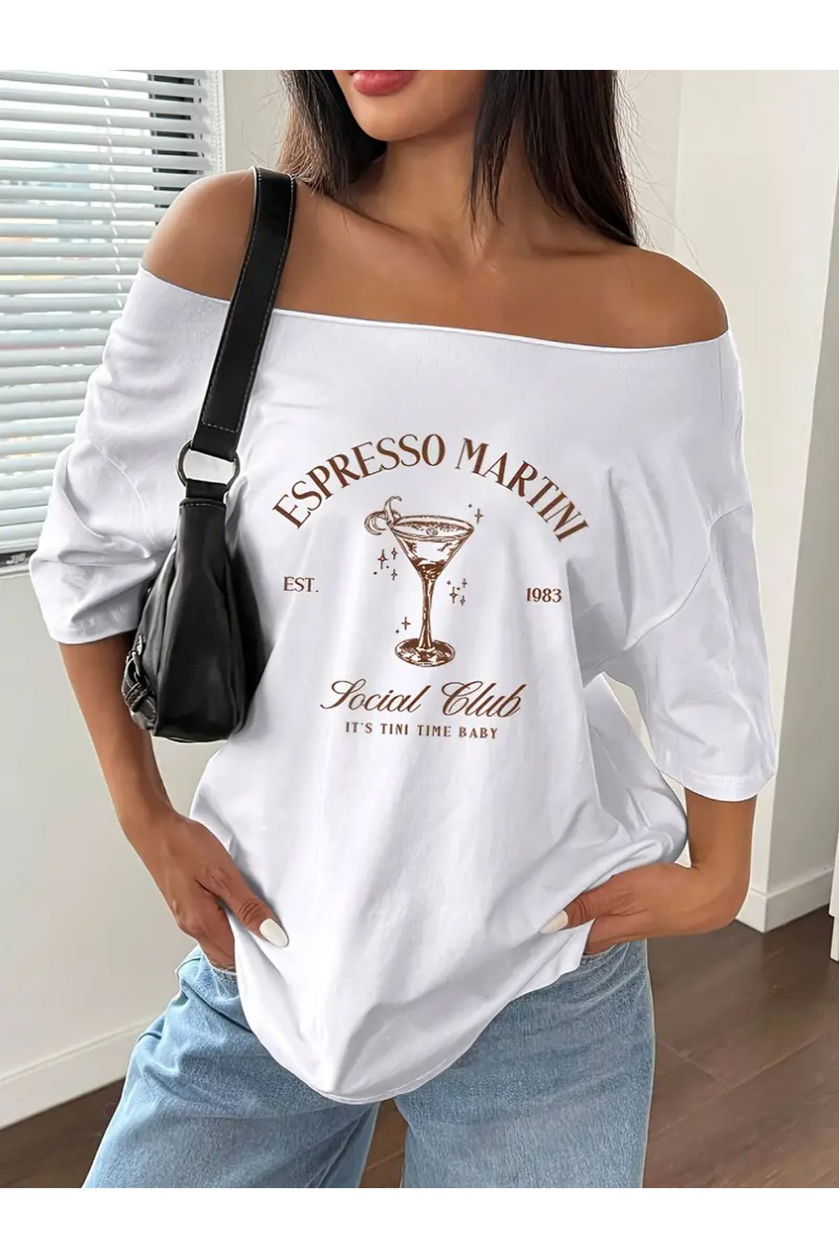 Koklonmoda Kadın Düşük Omuz Kayık Yaka Baskılı T-Shirt