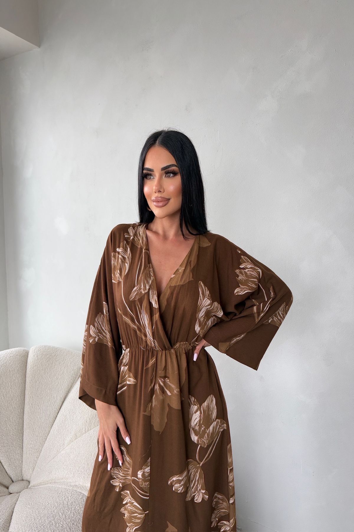 kamacibutik Kruvaze Yaka Çiçek Desenli Viskon Kumaş Elbise