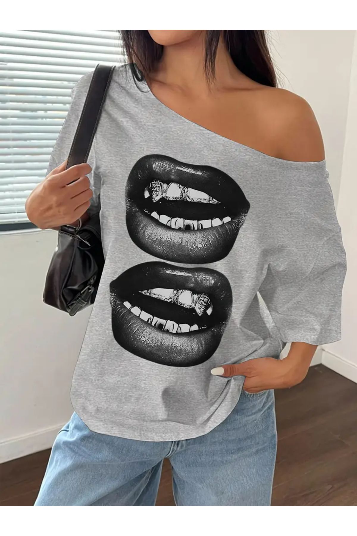 Koklonmoda Büyük Beden Kadın Düşük Omuz Kayık Yaka Baskılı T-Shirt