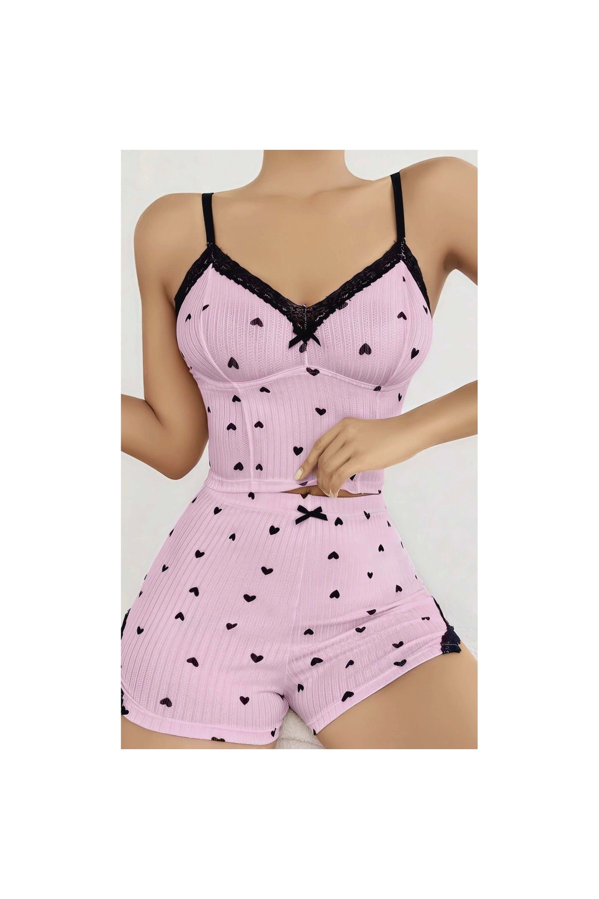 Narnuga Kadın Pembe Kalp Desenli Askılı Şortlu Pijama Takım