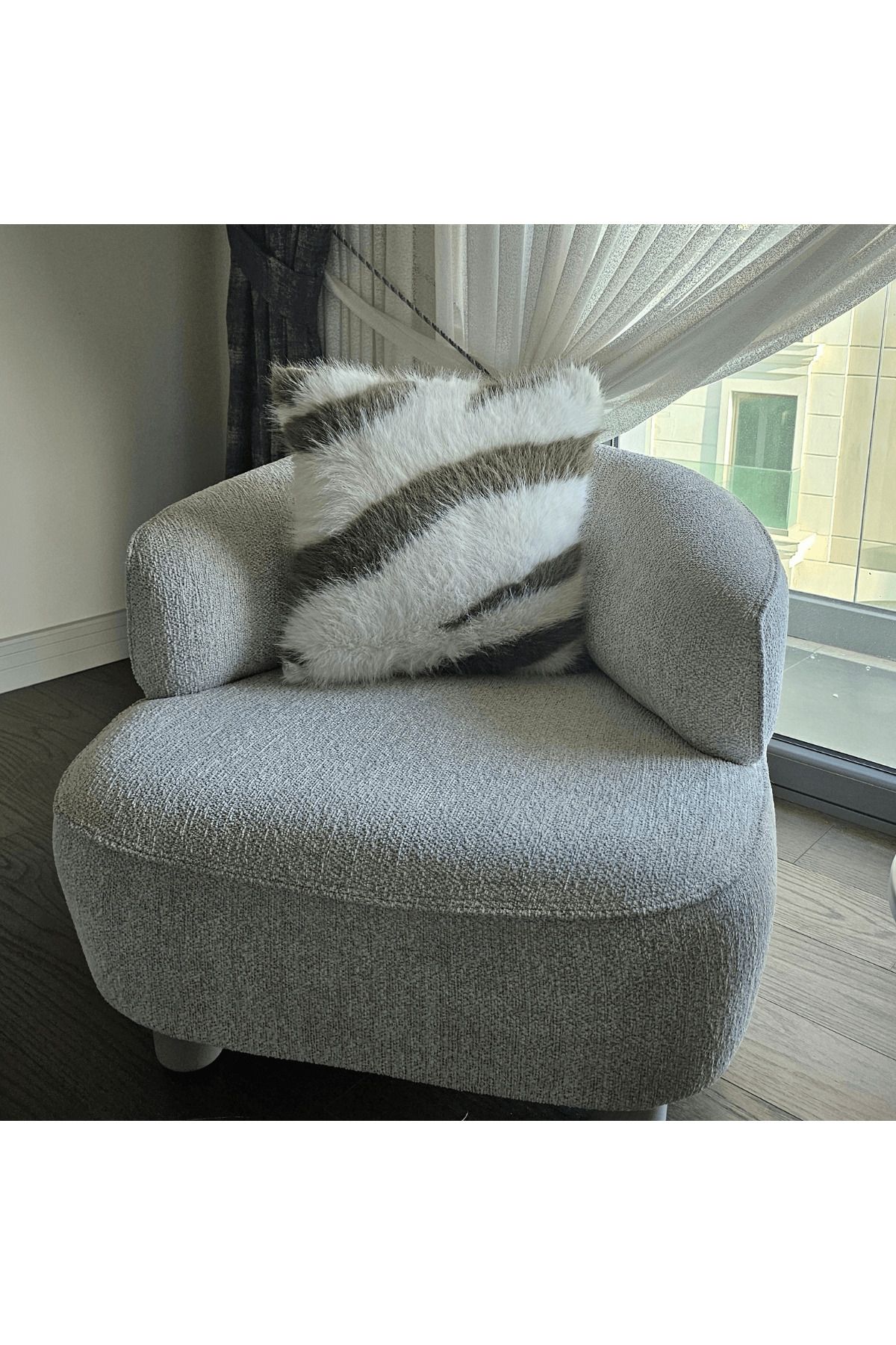 Comfy Sloth Haki/Beyaz Peluş Kırlent Kılıfı - LINA