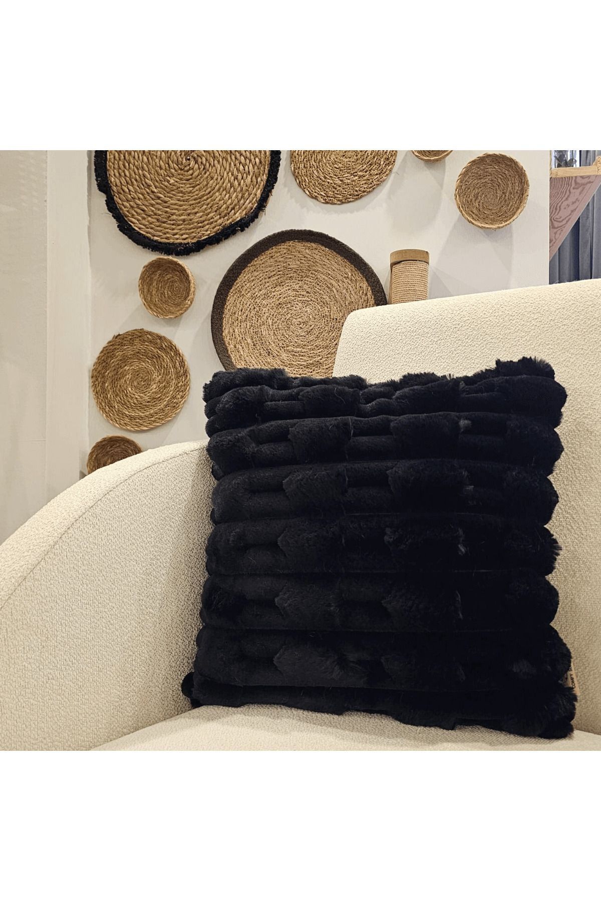 Comfy Sloth Siyah Peluş Kırlent Kılıfı - PUFFEL