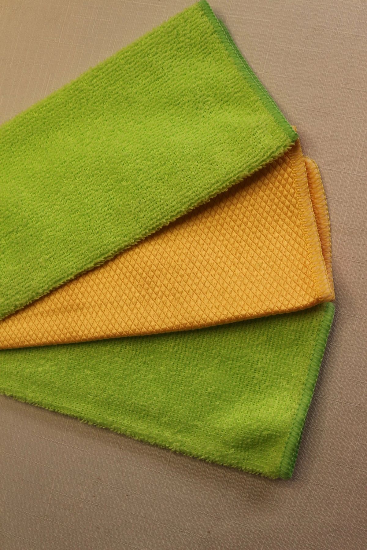 YenisiniAl 3'Lü Mikrofiber Bez 30X35